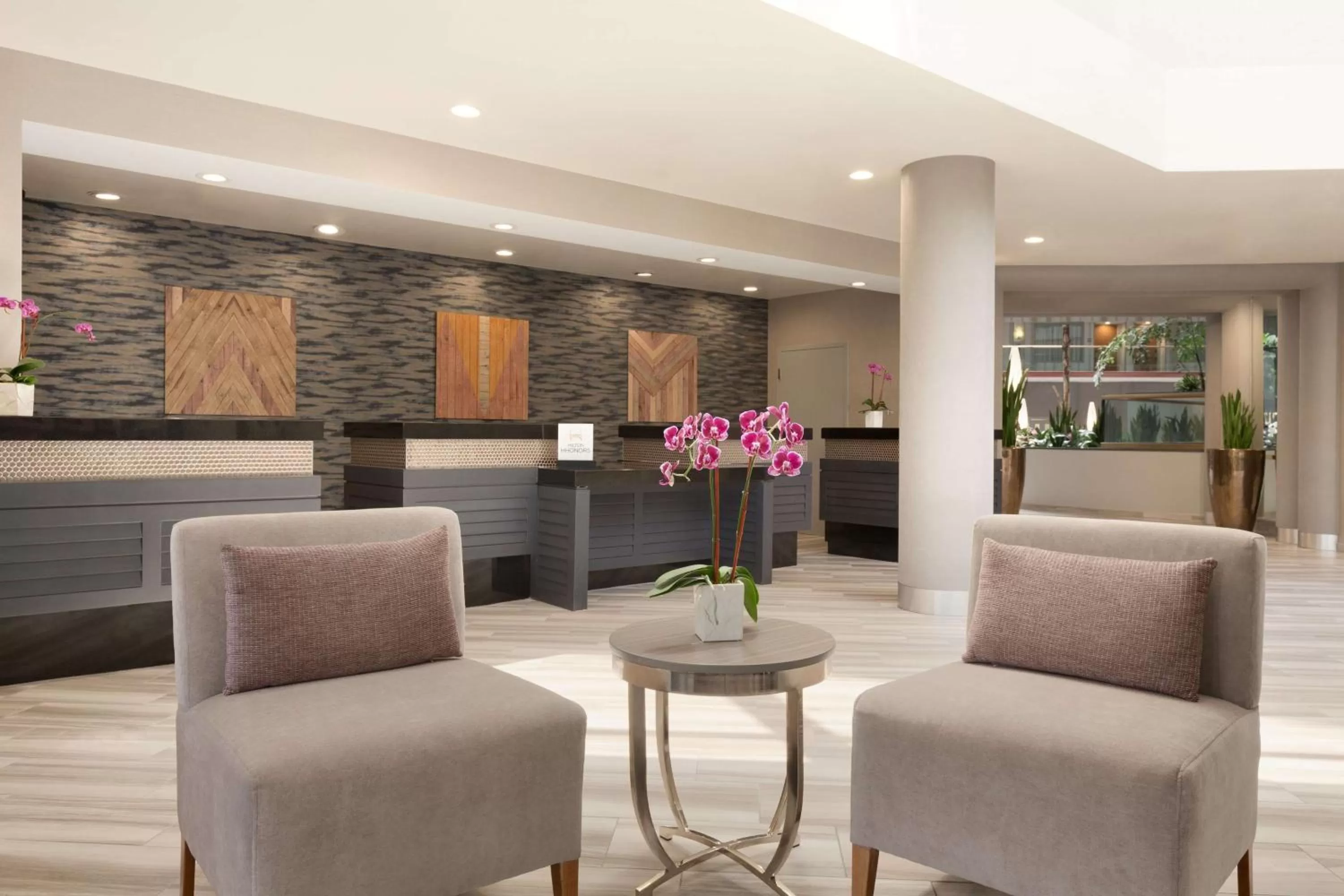 Lobby or reception in Embassy Suites by Hilton Irvine Orange County Airport