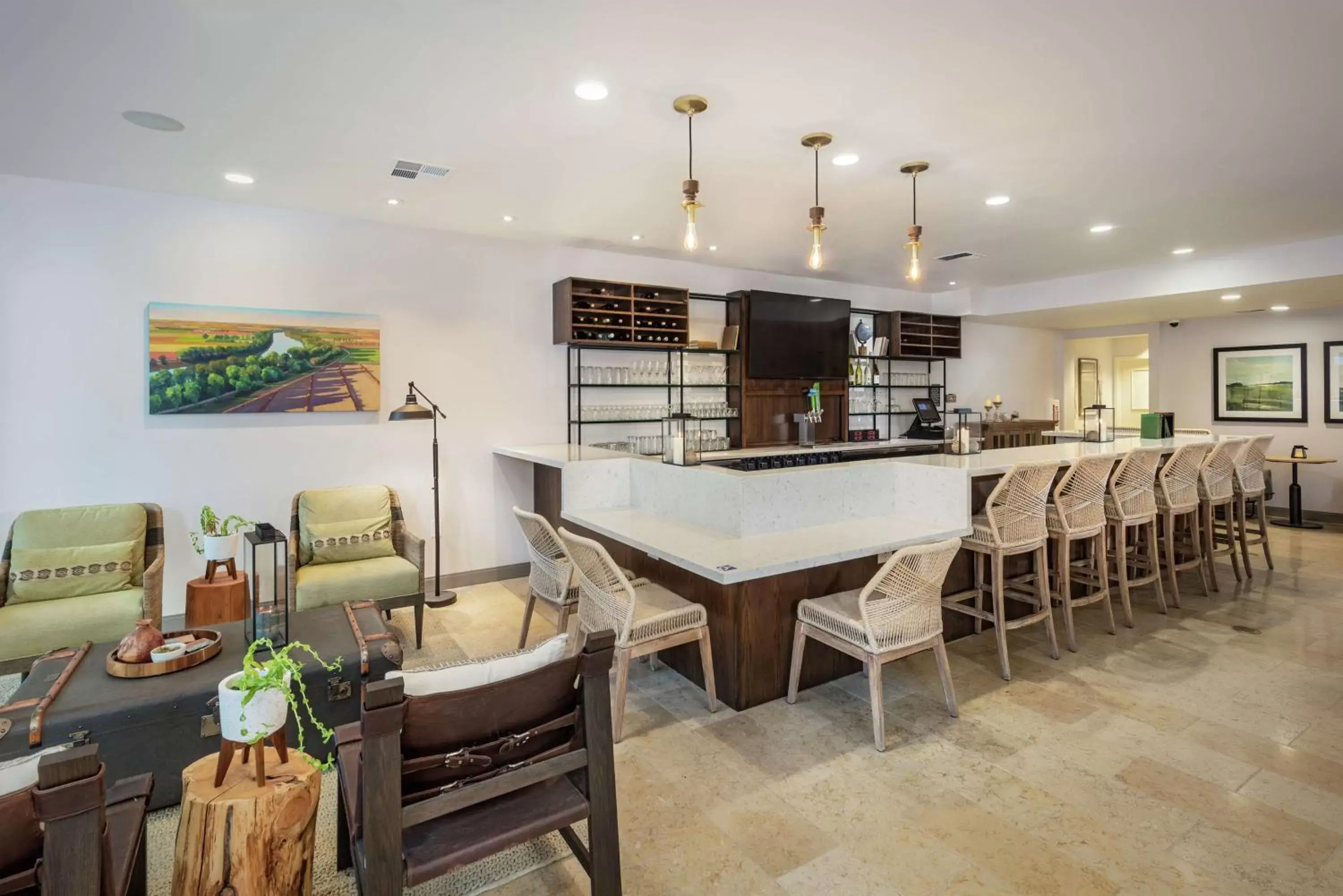 Lounge or bar, Dining Area in Hilton Garden Inn Davis Downtown