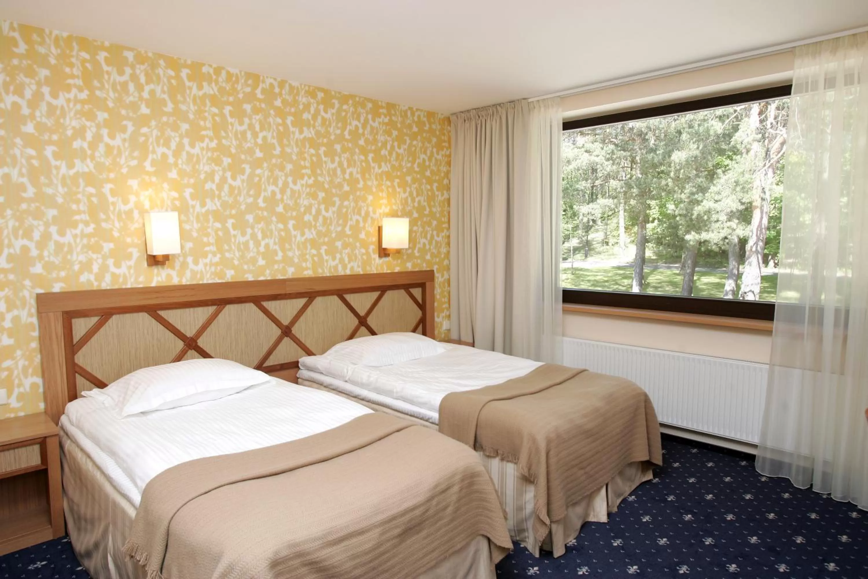 Bed in Park Villa Hotel