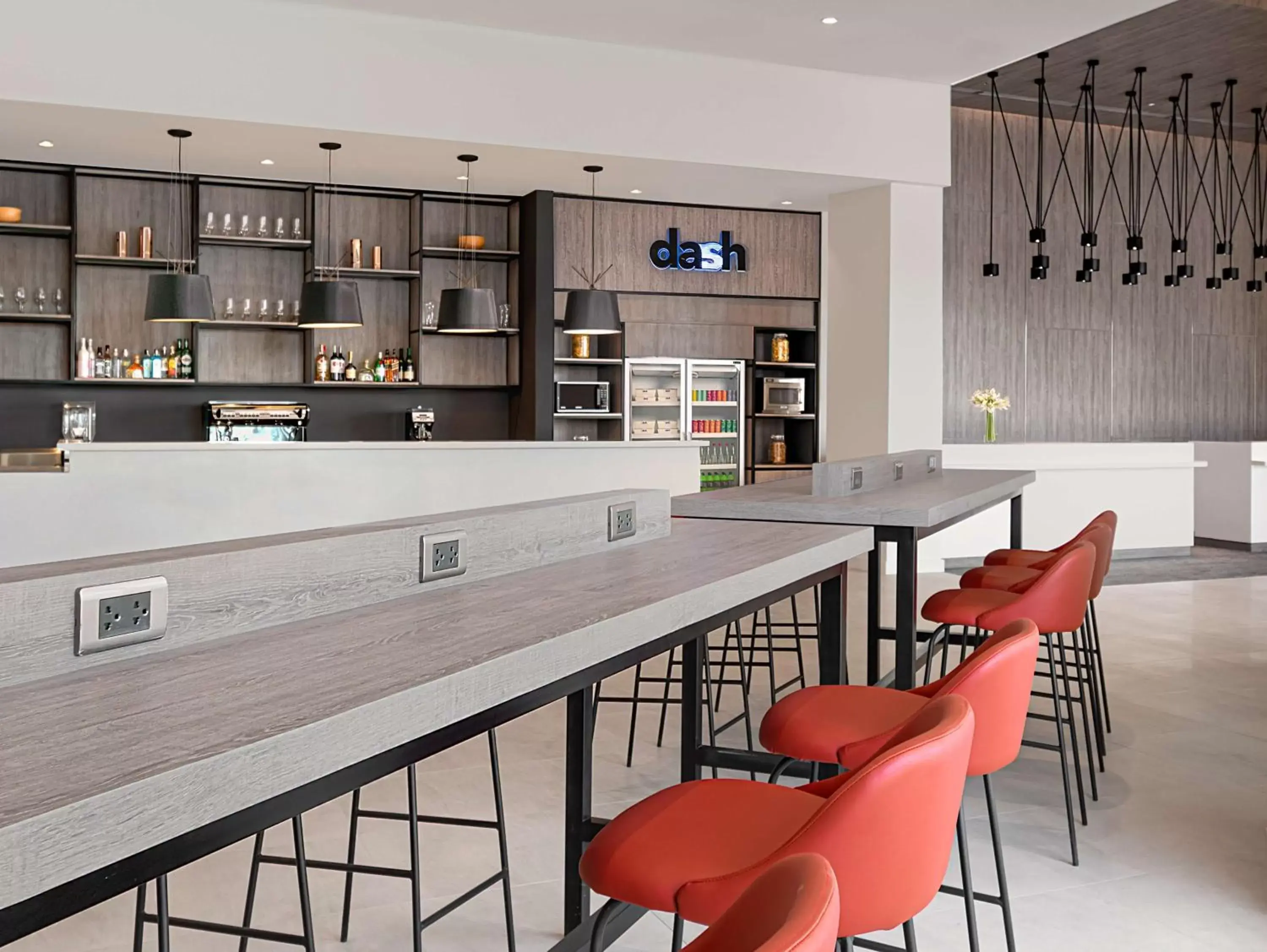 Lobby or reception, Lounge/Bar in Park Inn By Radisson Bacolod