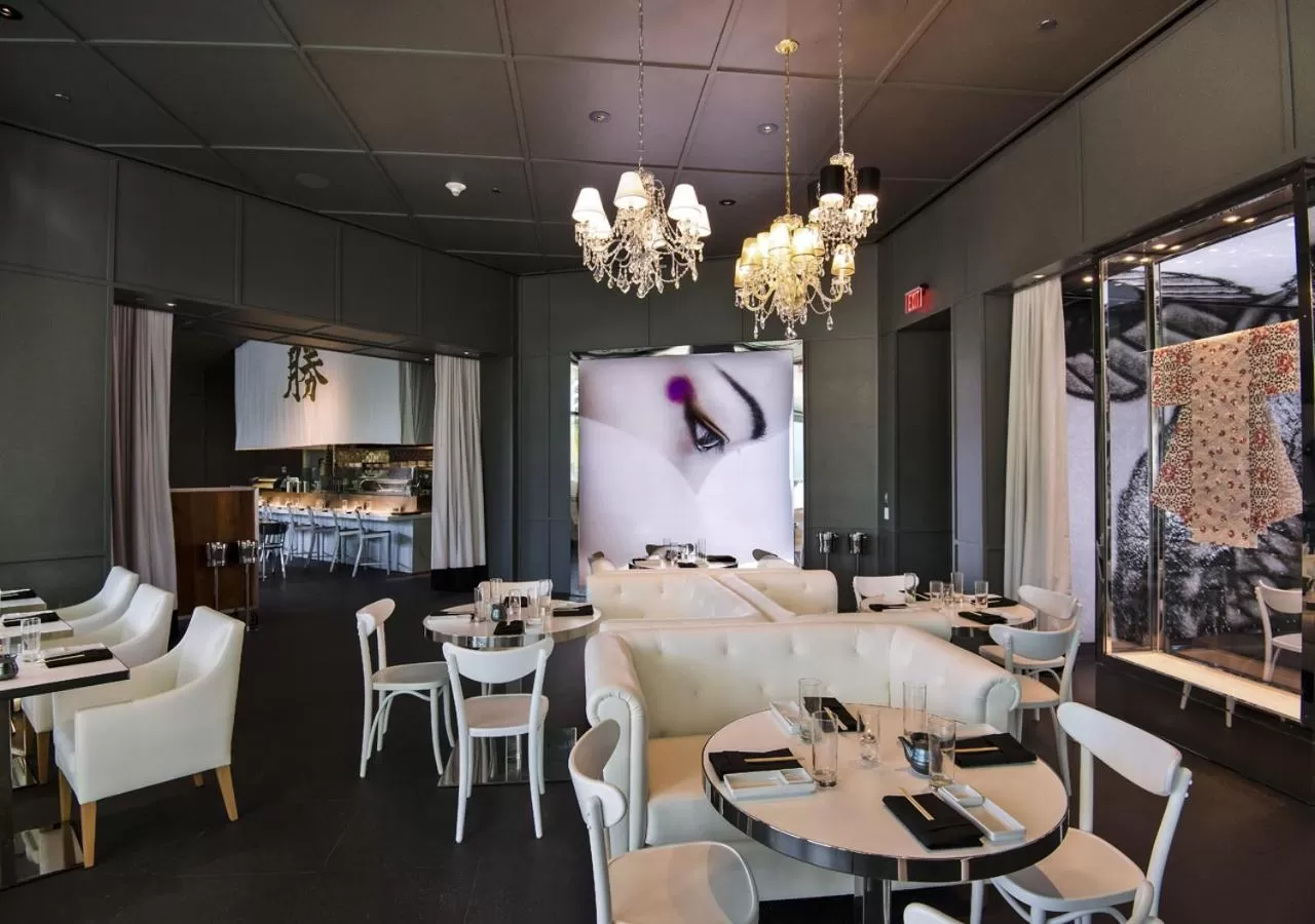 Restaurant/places to eat in SLS at Baha Mar