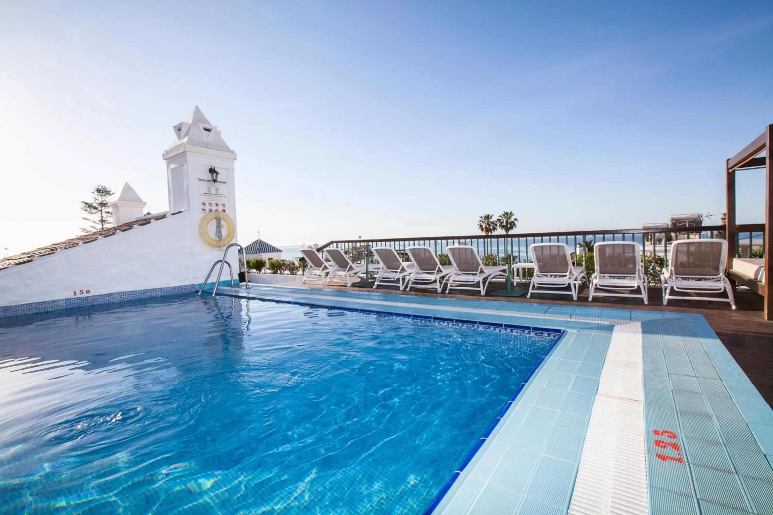 Swimming Pool in Hotel Plaza Cavana