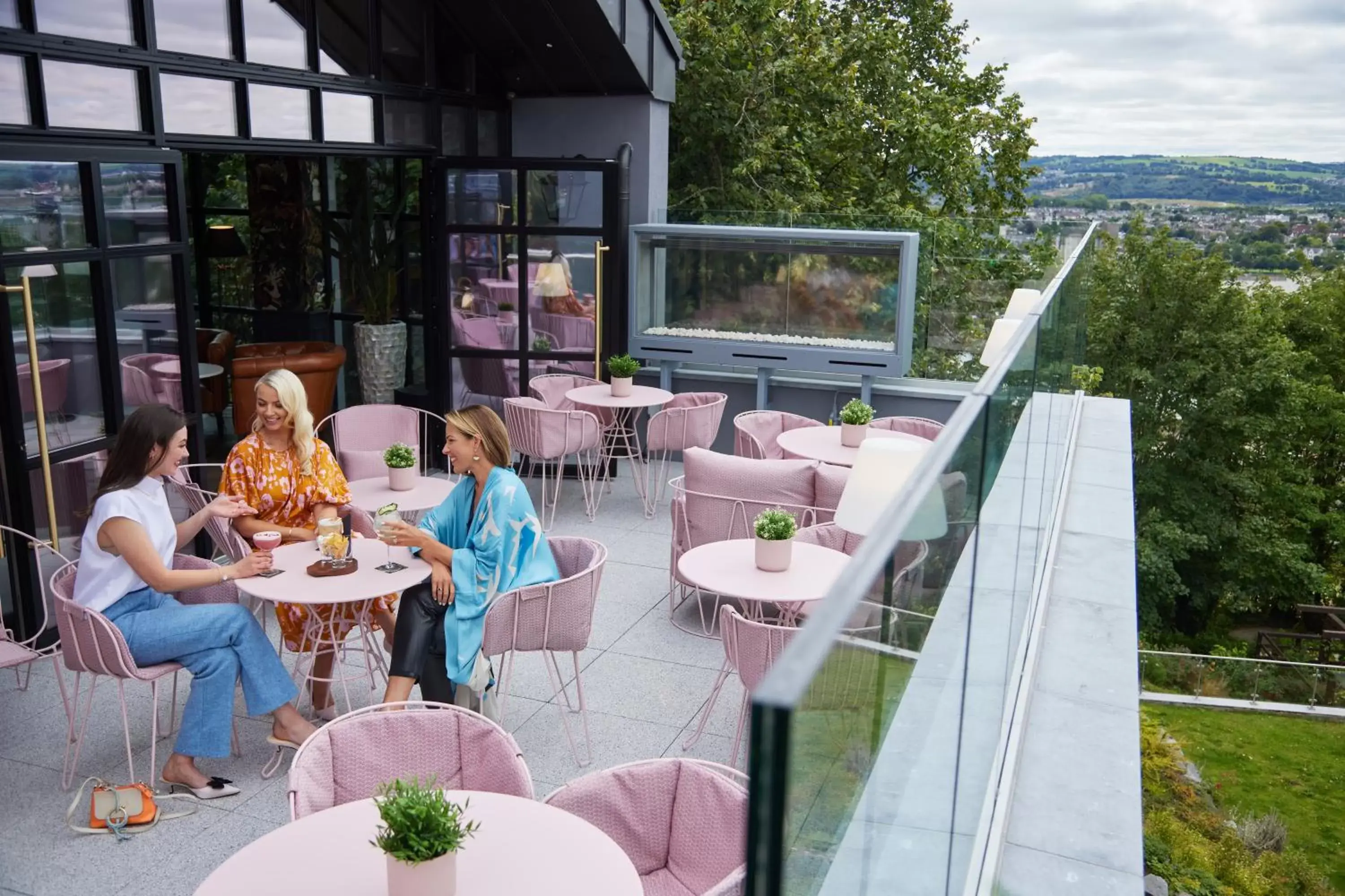 Balcony/Terrace, Restaurant/Places to Eat in The Montenotte Hotel