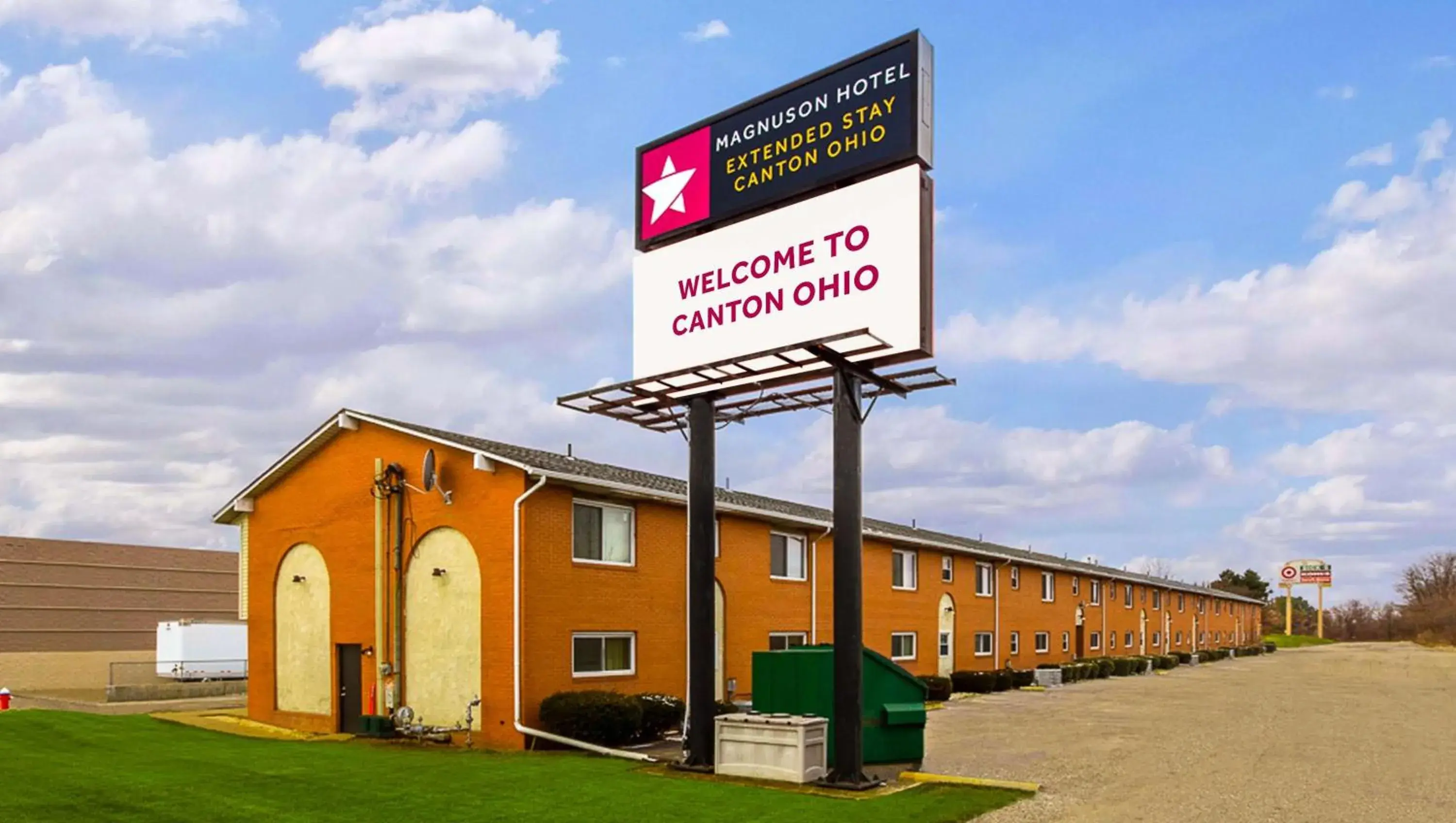 Property building in Magnuson Hotel Extended Stay Canton Ohio