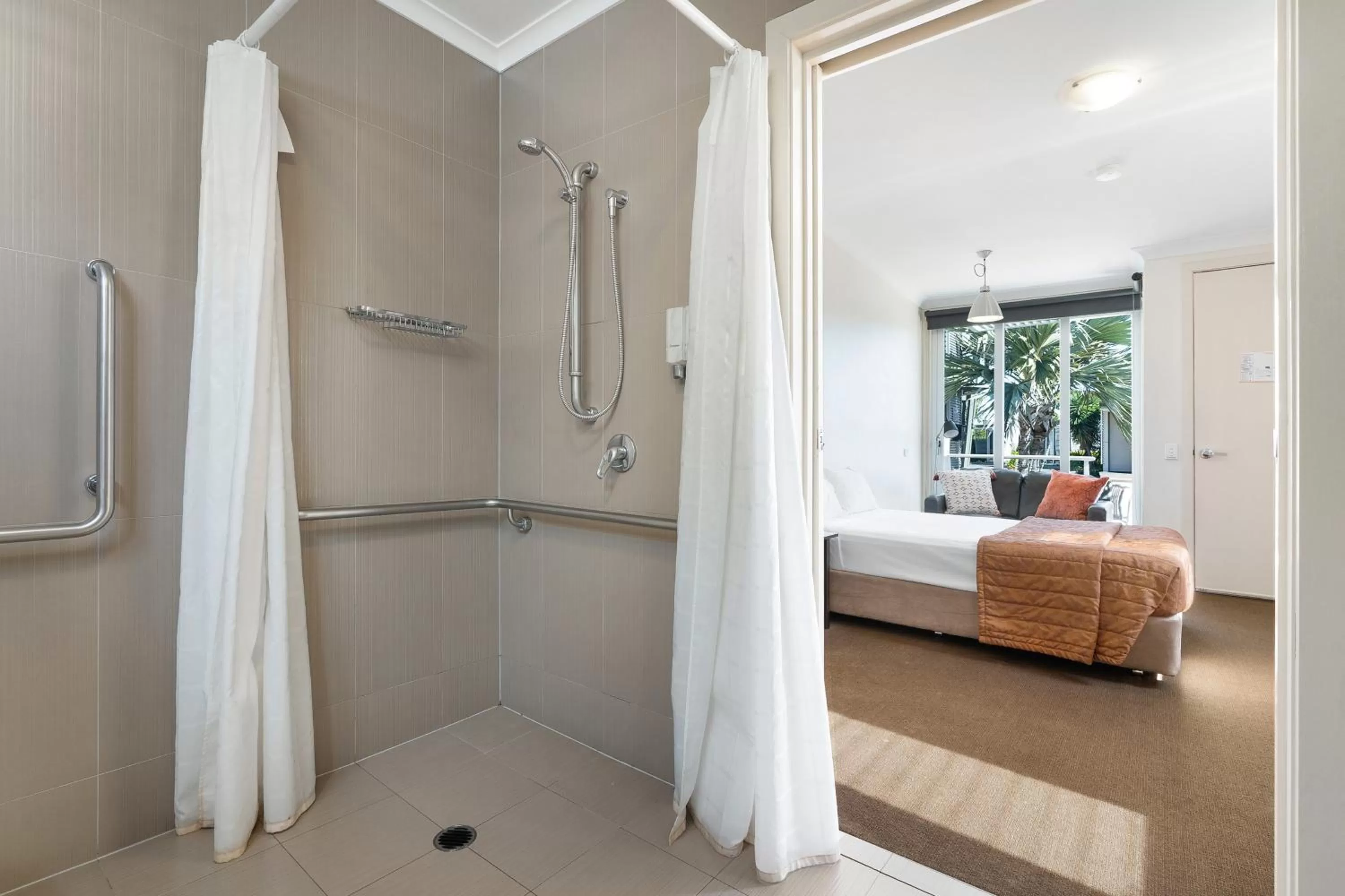 Bathroom in Smart Stayzzz Inns