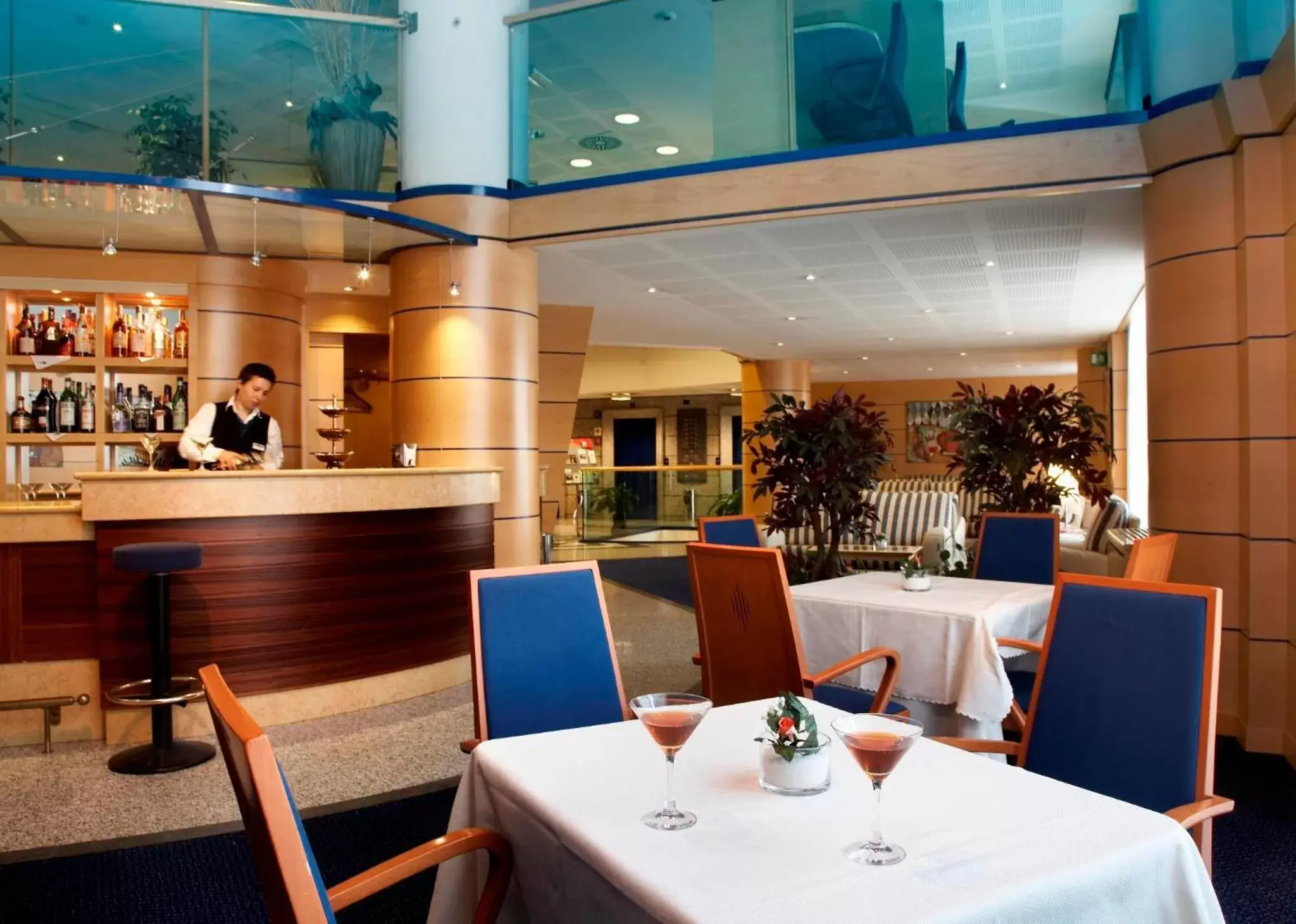 Lounge or bar, Restaurant/Places to Eat in Pacific Hotel Fortino