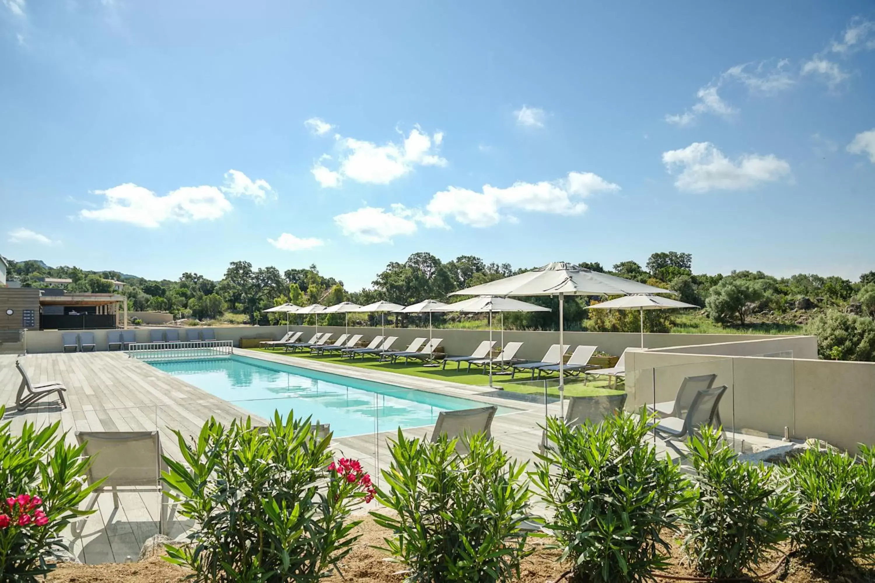 Patio, Swimming Pool in Résidence Pierre & Vacances Premium Les Terrasses d'Arsella