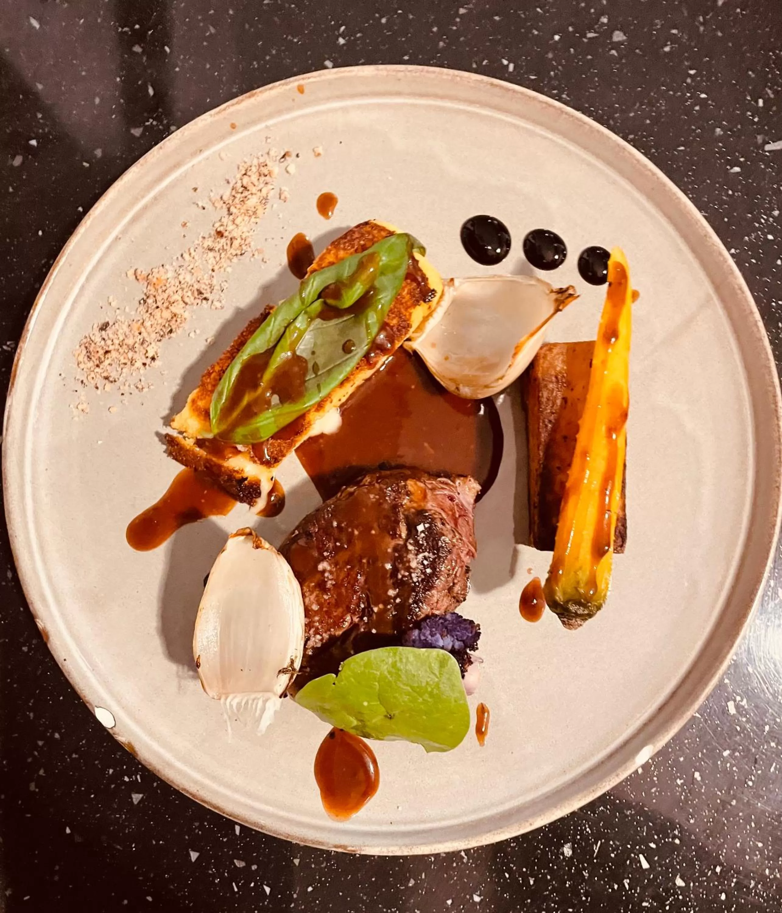 Restaurant/places to eat in Hôtel Spa Restaurant La Madrague