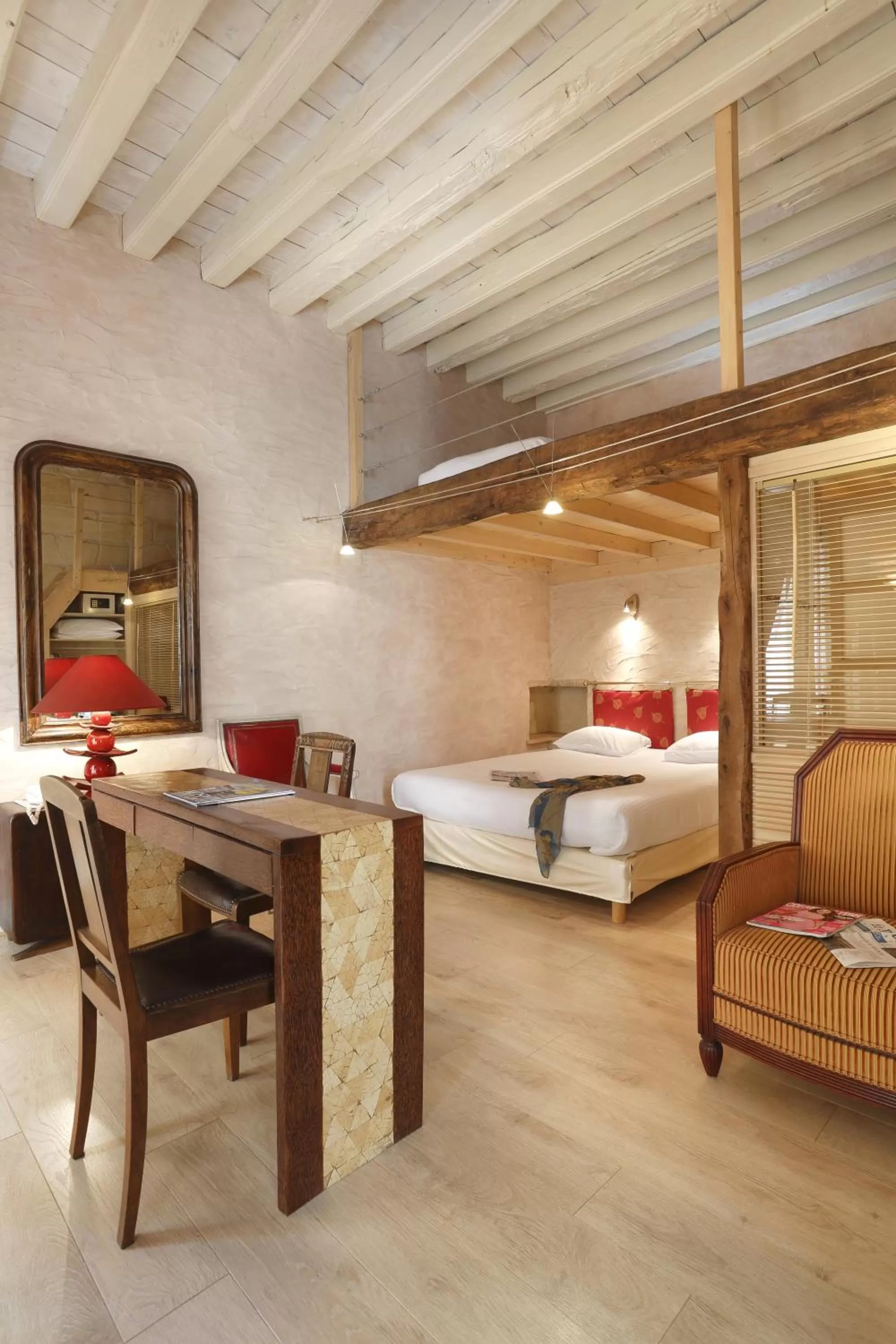 Photo of the whole room, Bed in Hôtel La Tour Intendance