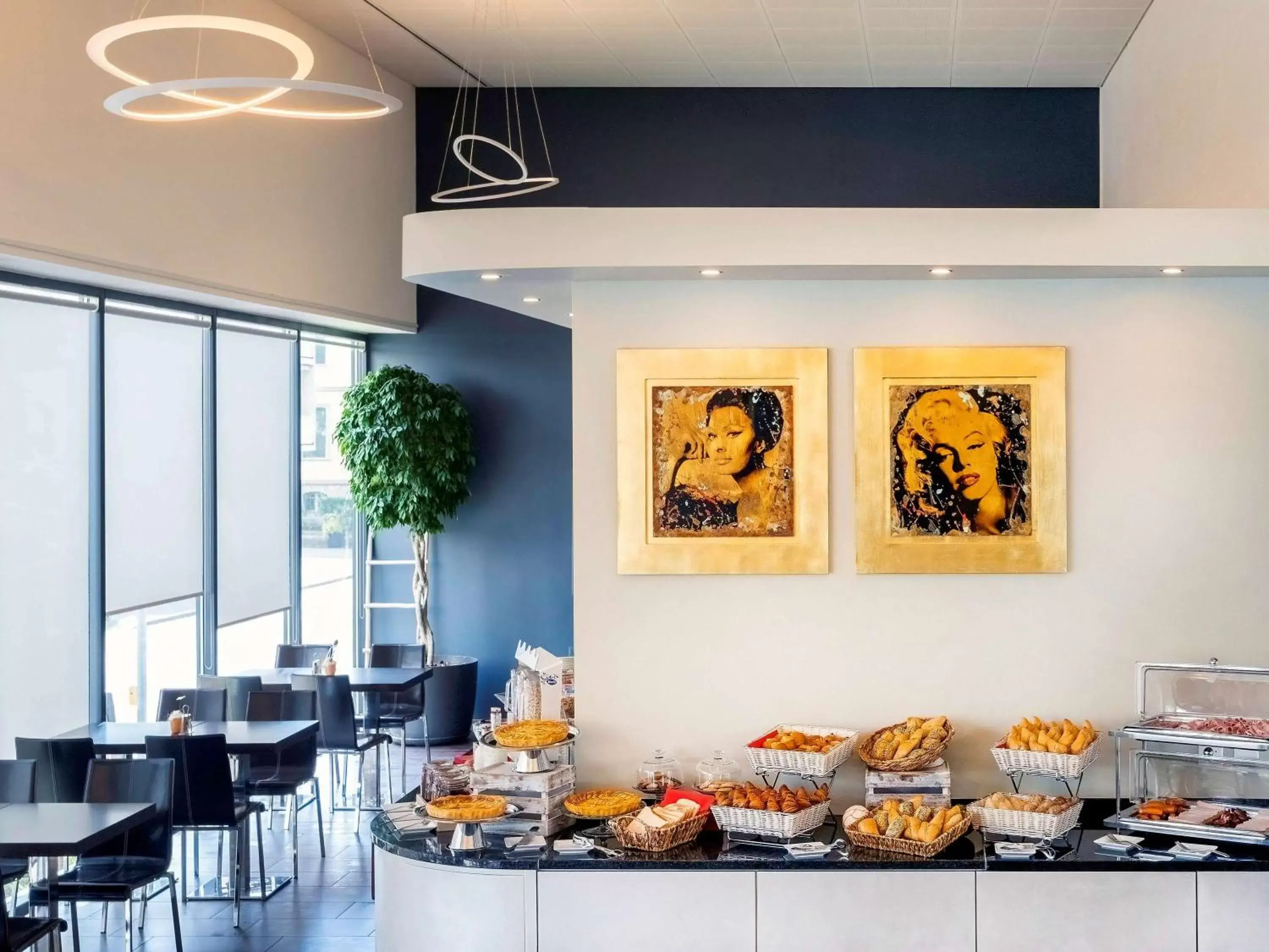 Restaurant/places to eat in ibis Locarno Restaurant/places to eat in ibis Locarno