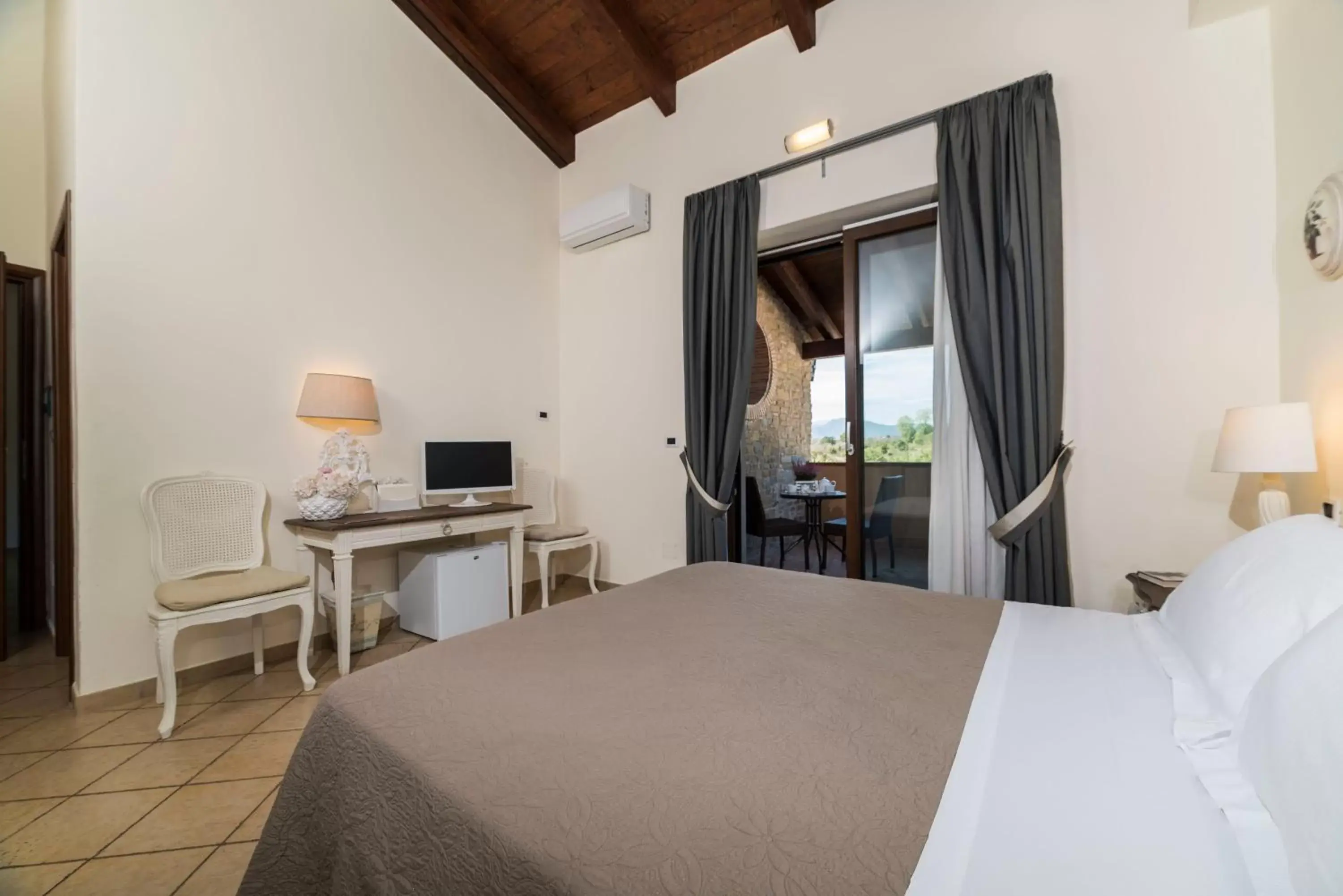 Photo of the whole room, Bed in Tenuta D'Amore