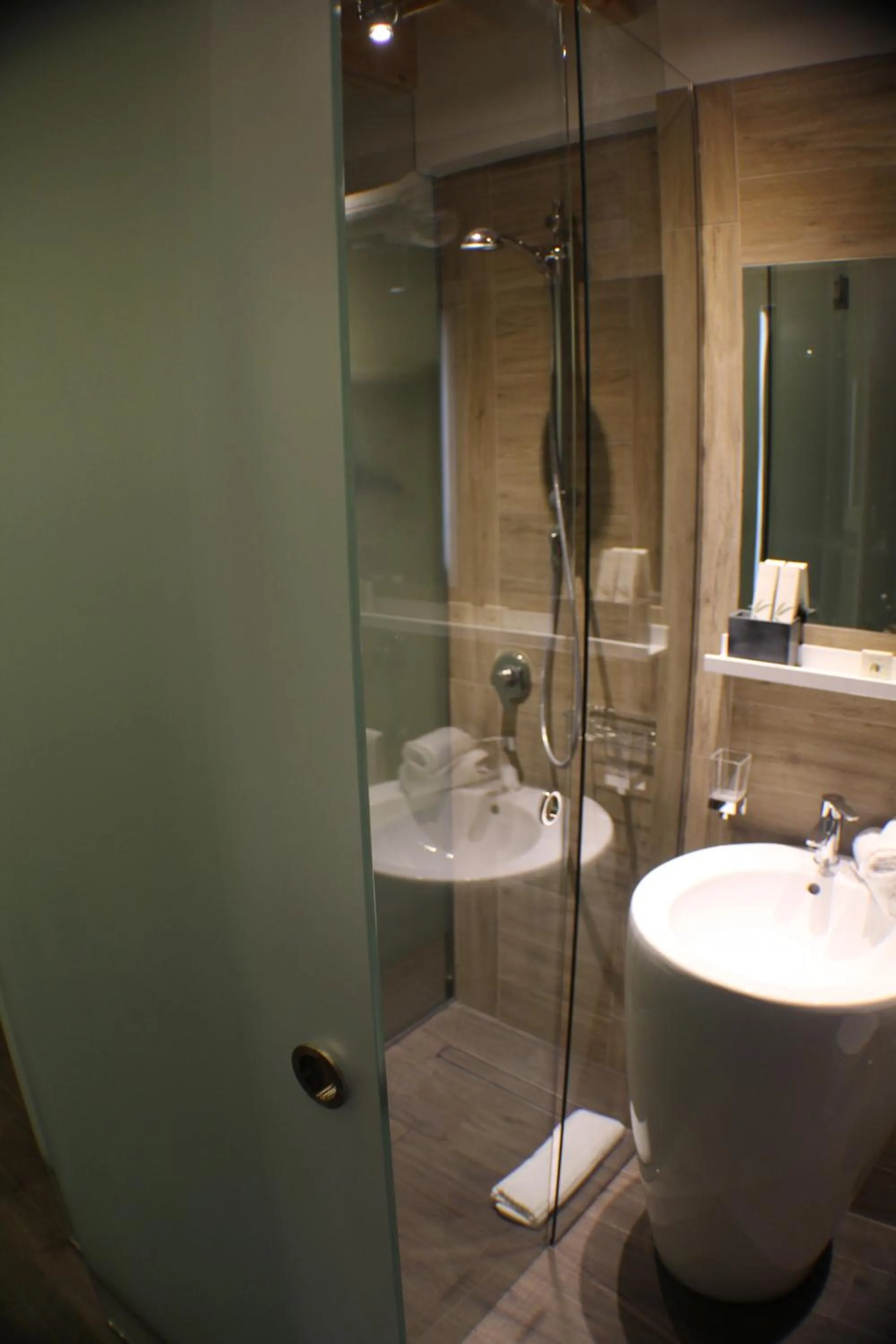 Bathroom in Hotel Trapani In