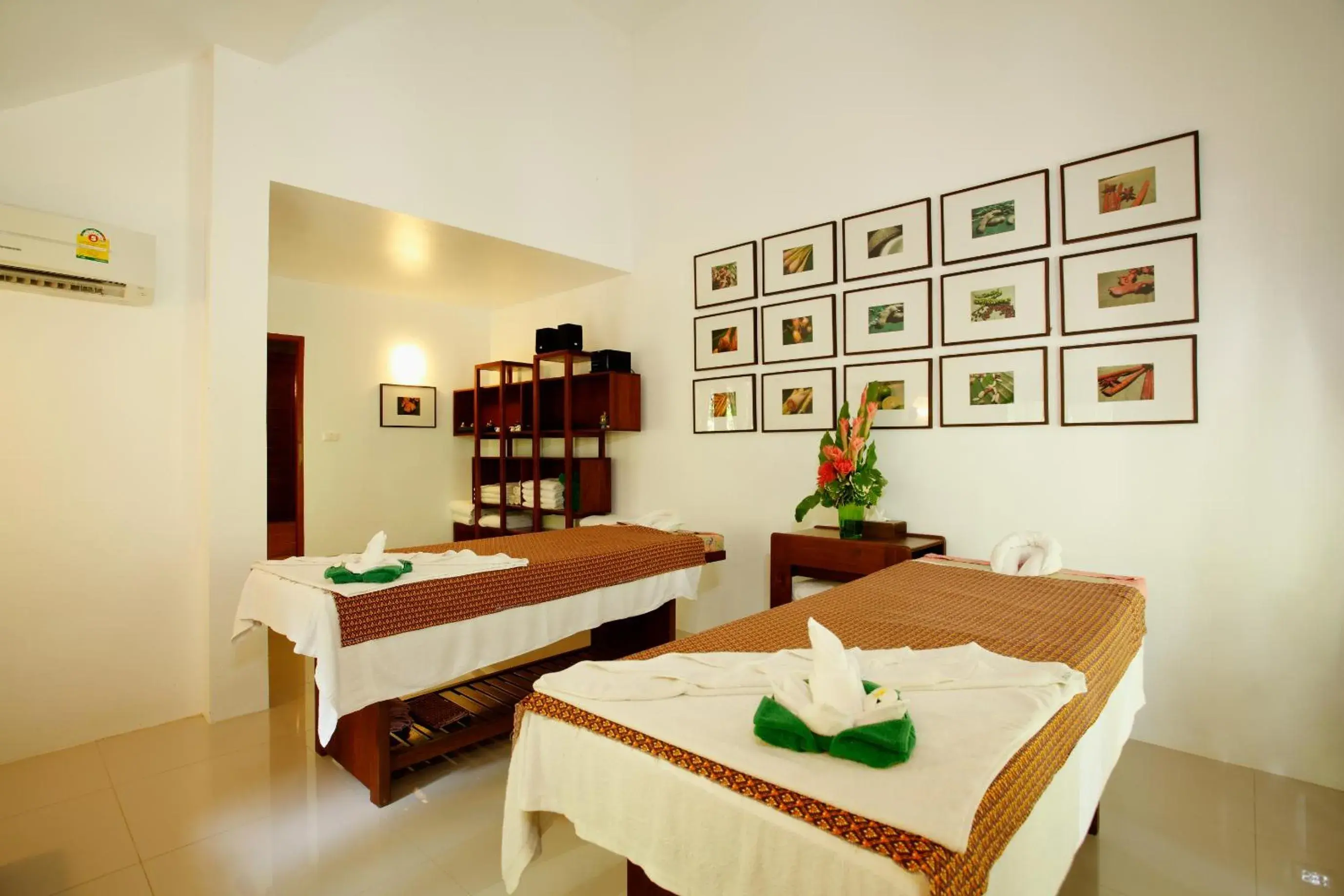 Massage in Haadson Resort - Khaolak, Phangnga