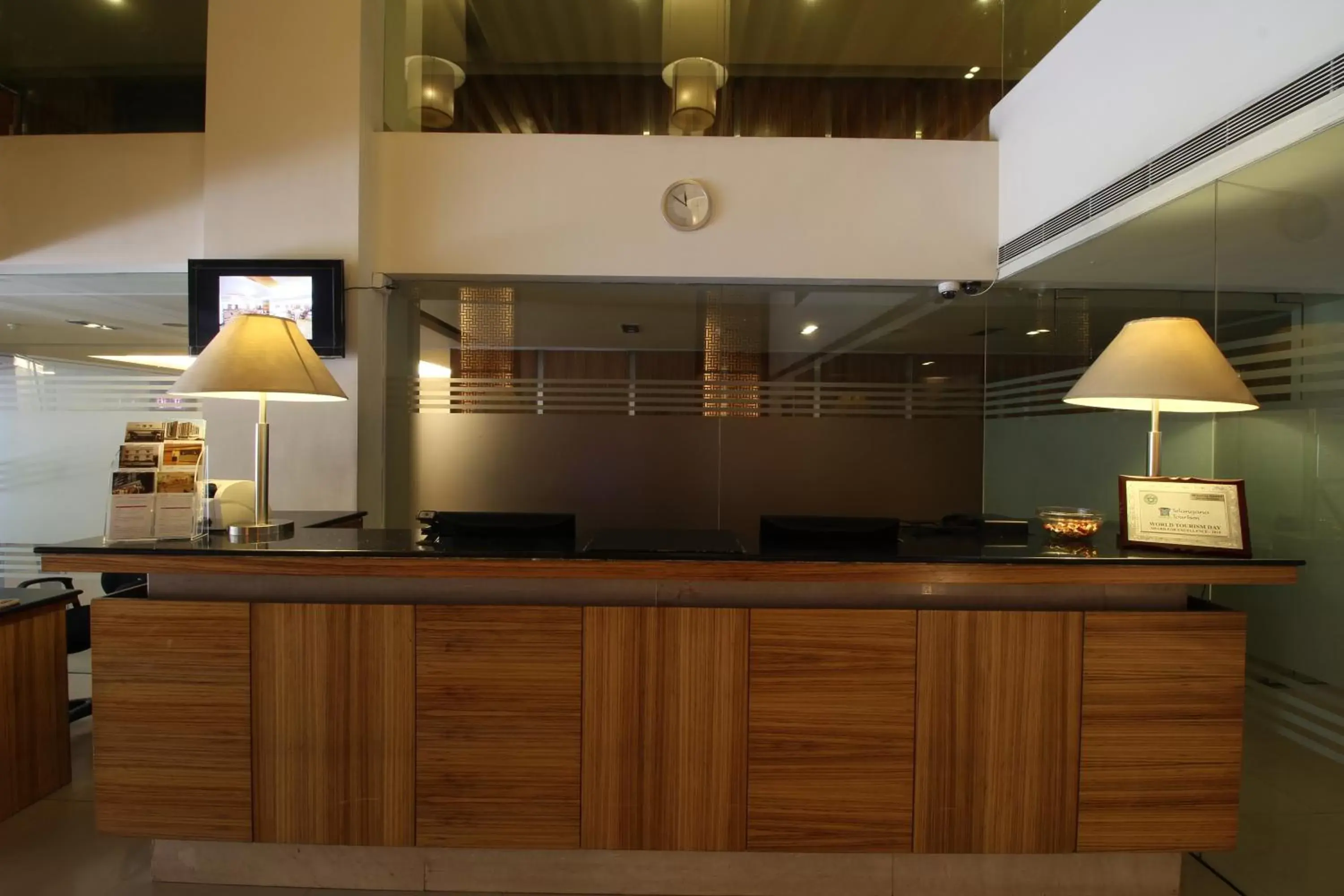 Kitchen/Kitchenette in Hotel Minerva Grand Secunderabad