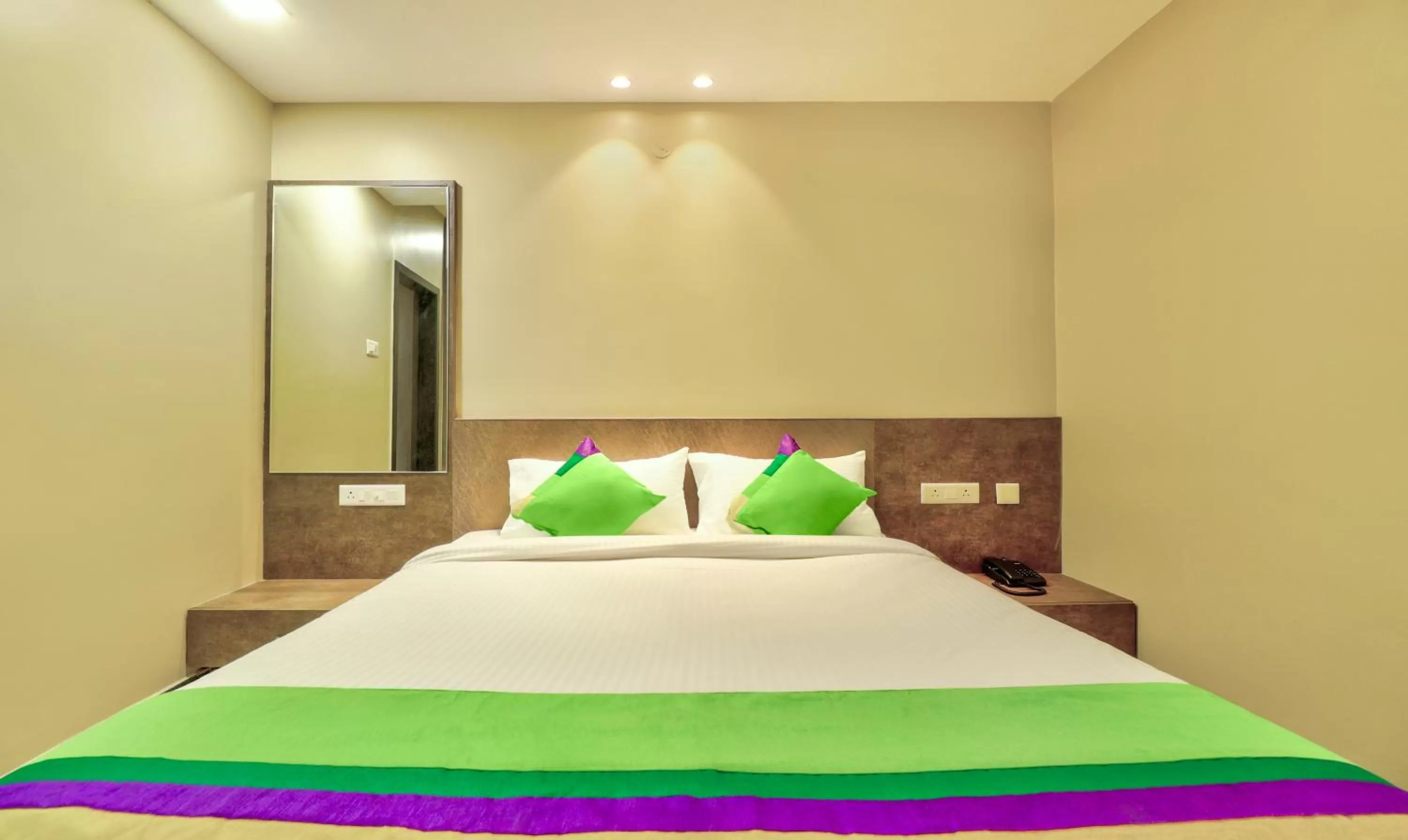 Bedroom, Bed in Treebo Sriz Cozy Seethamadhara