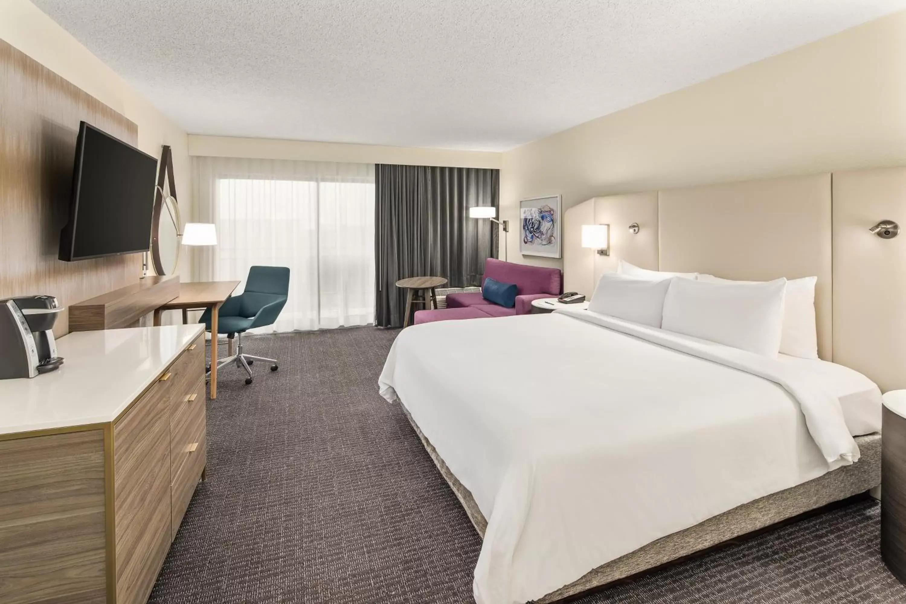 Photo of the whole room in Crowne Plaza Orlando - Lake Buena Vista, an IHG Hotel