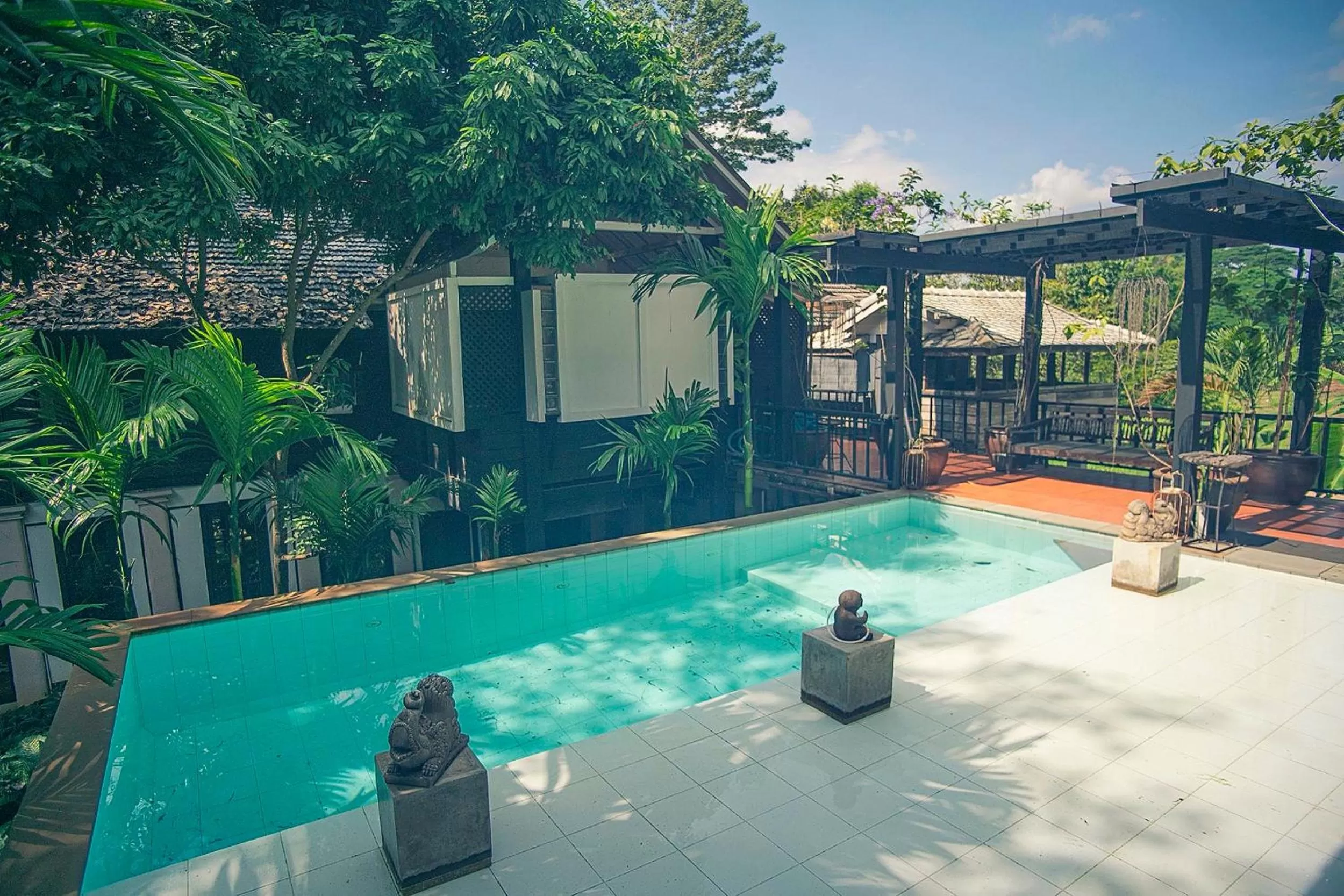 Swimming pool in Baan Suan Residence เฮือนพักบ้านสวน