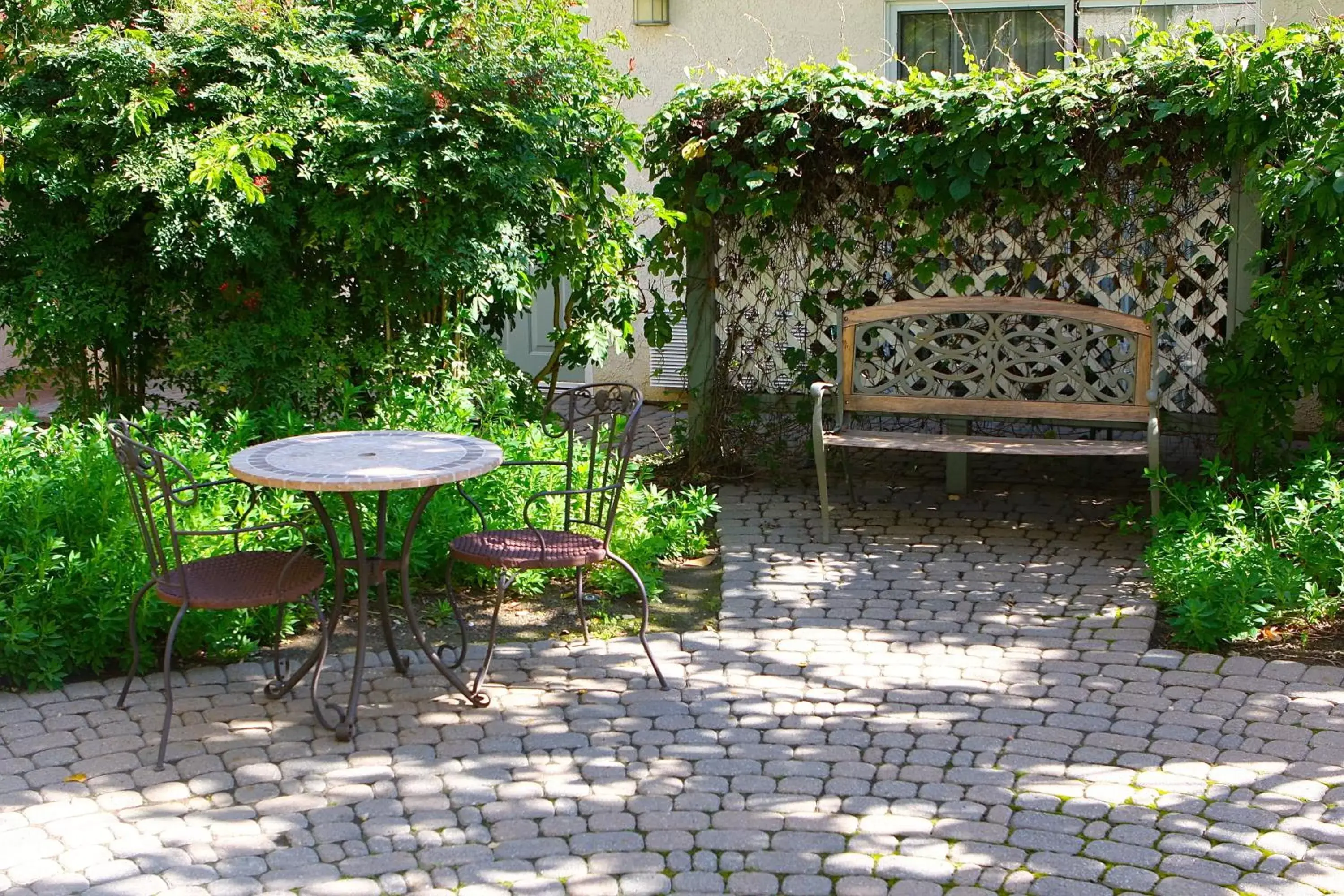 Area and facilities, Patio/Outdoor Area in Hotel Buena Vista - San Luis Obispo