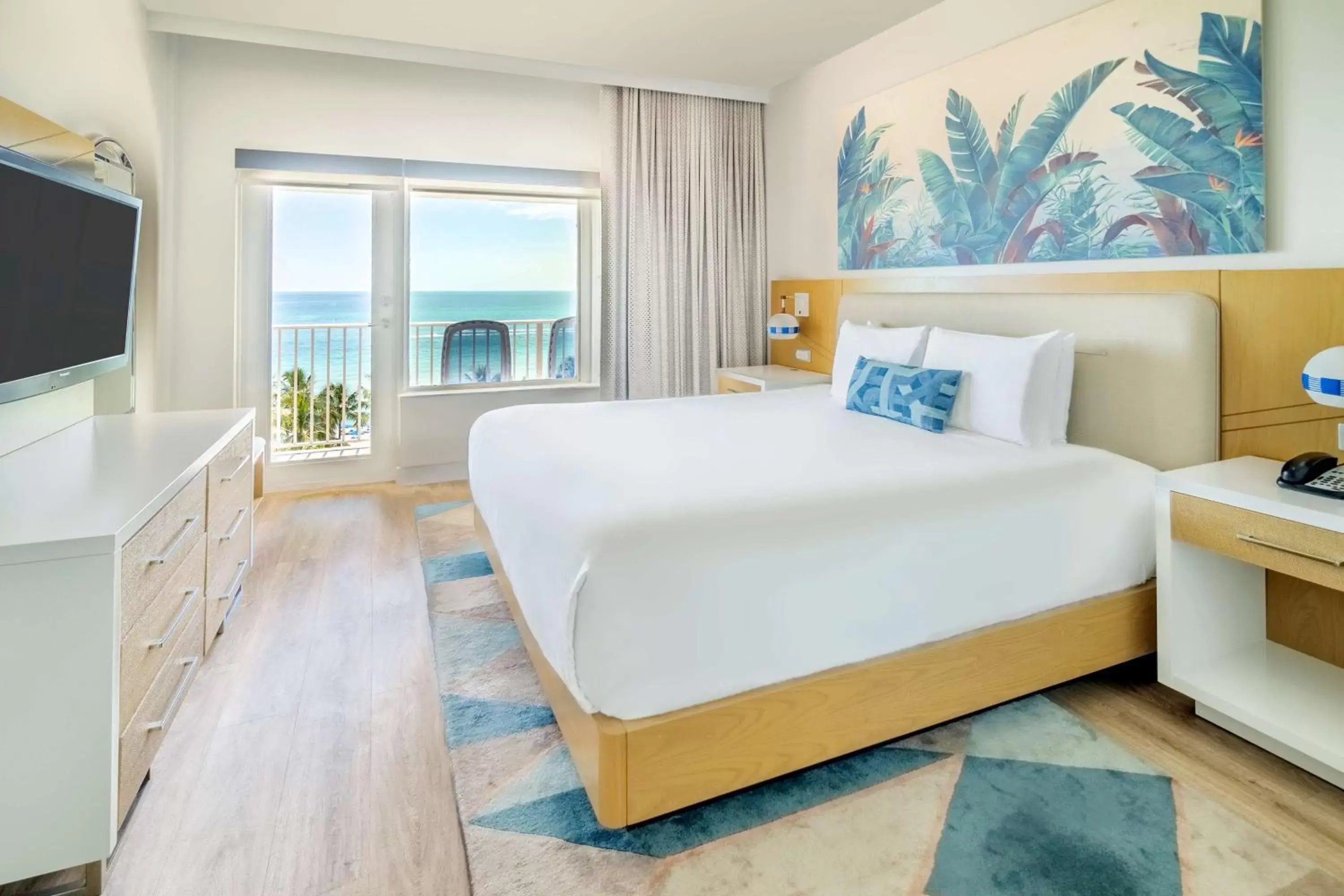 Bedroom in Radisson Resort Miami Beach