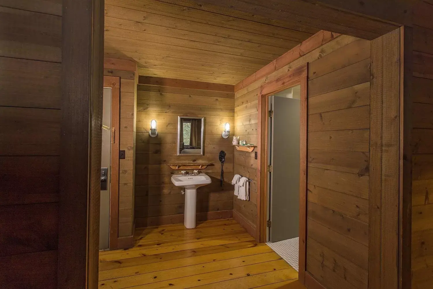 Bathroom in Drummond Island Resort & Conference Center