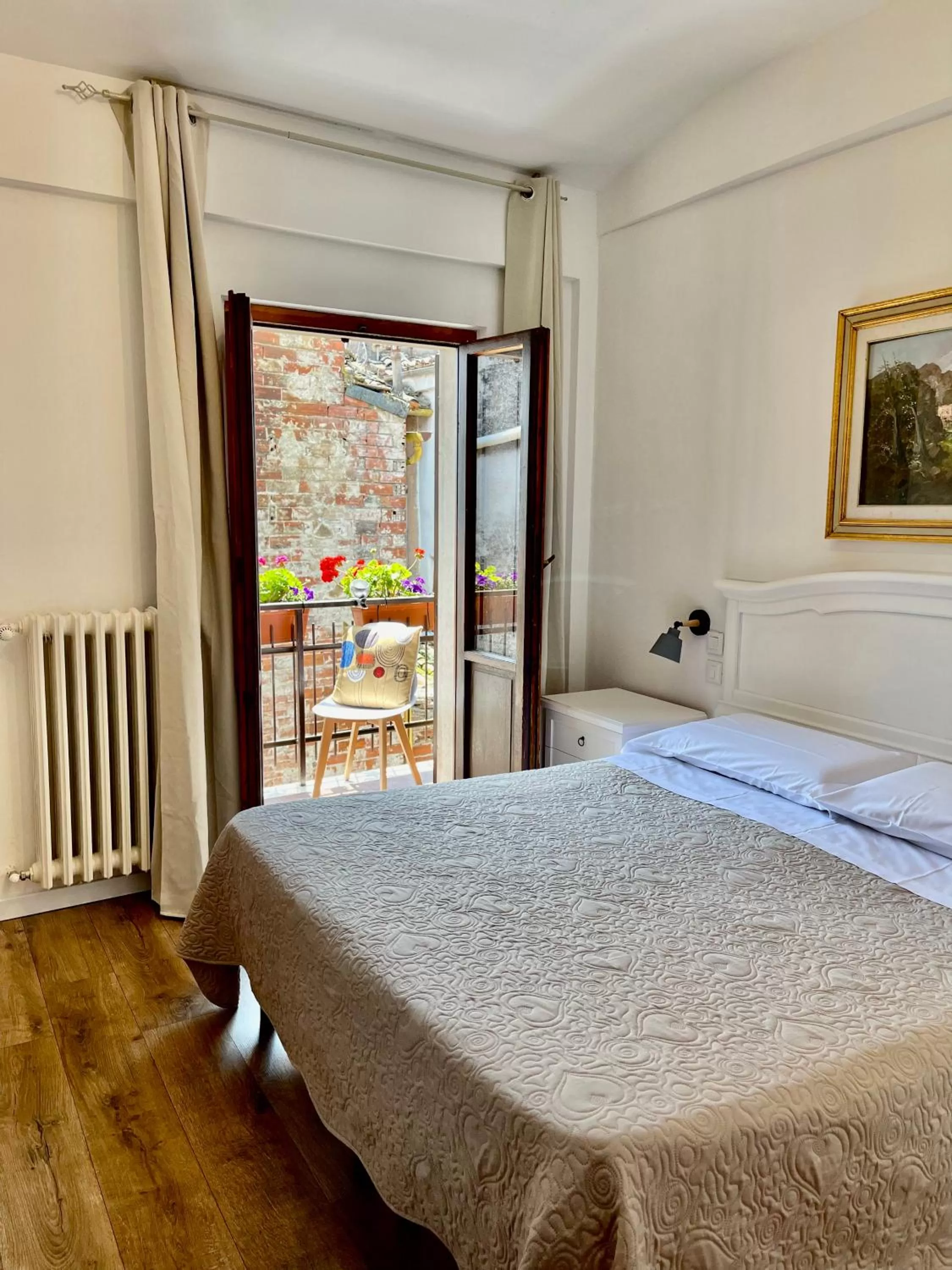 Bed in Hotel S. Ercolano