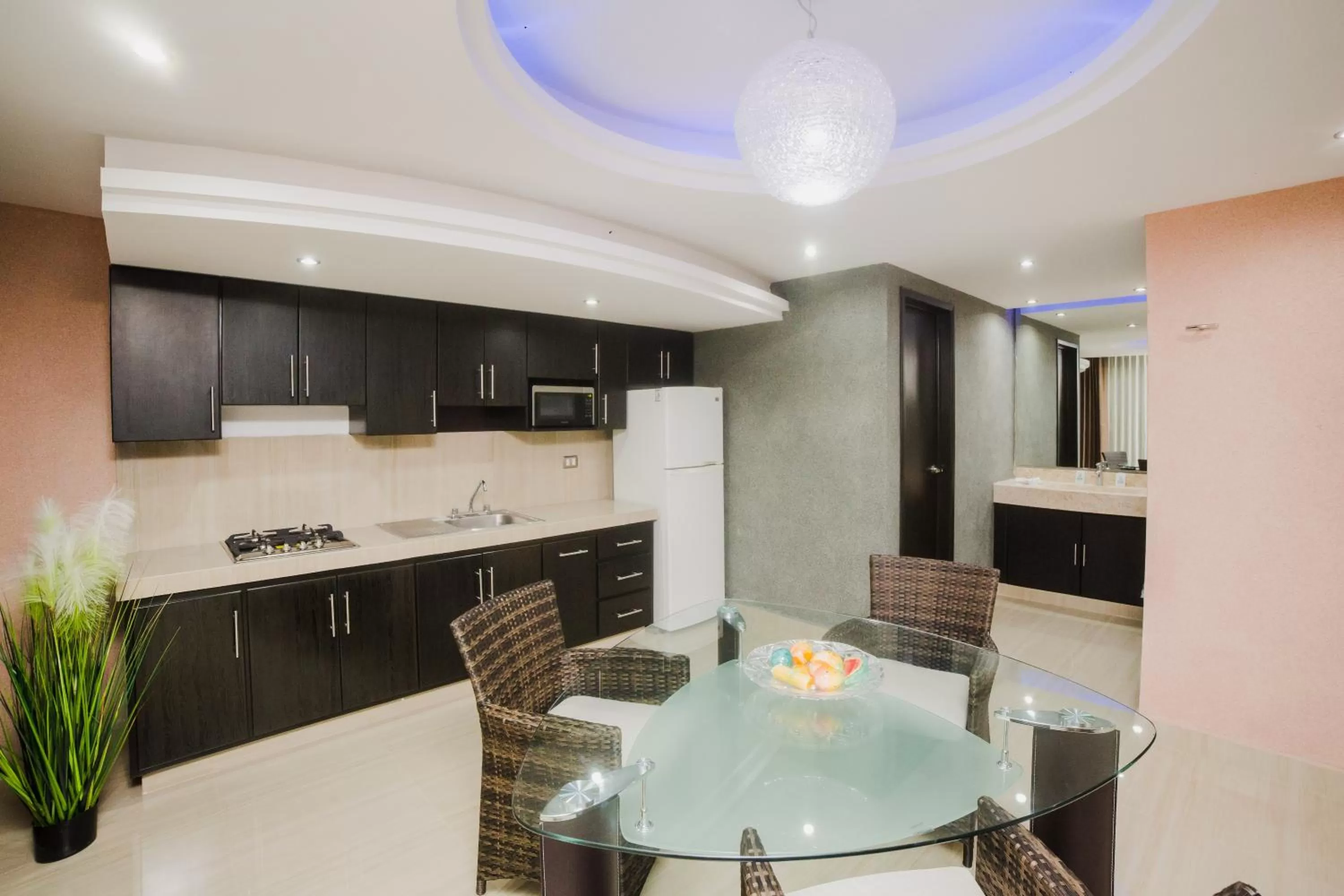 Hotel & Suites Country Valladolid