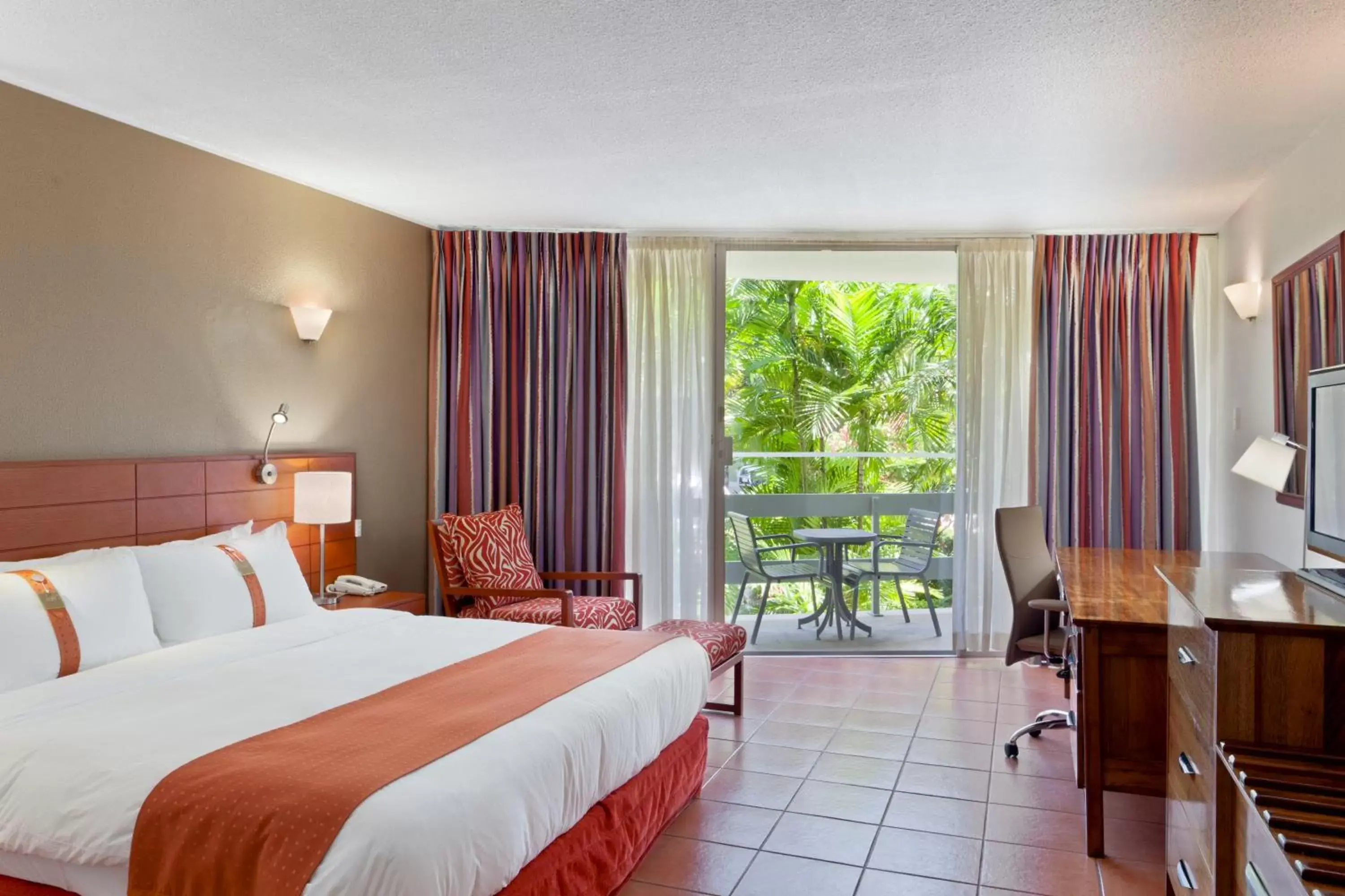 Photo of the whole room in Holiday Inn & Suites Port Moresby, an IHG Hotel