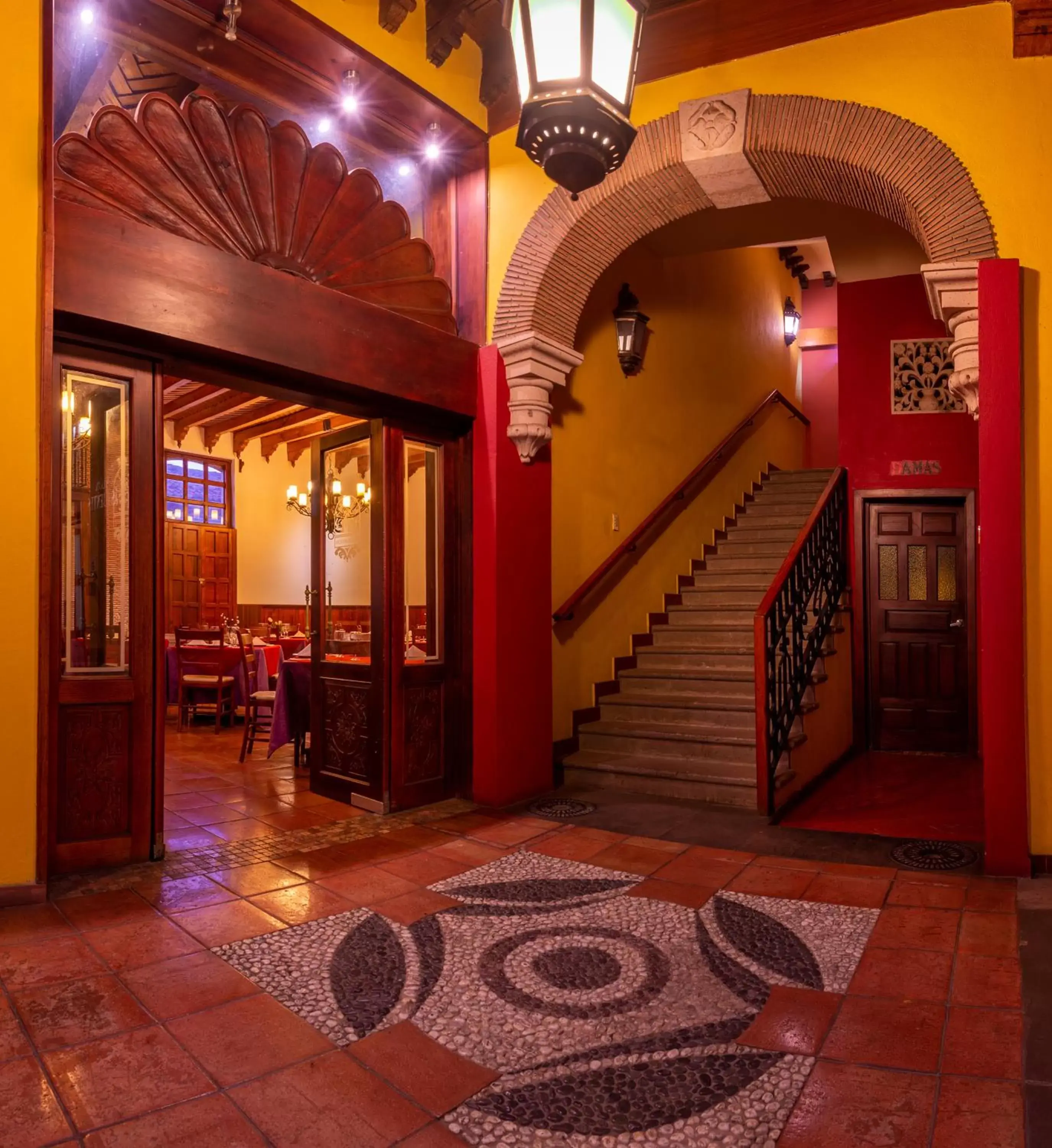 Property building, Lobby/Reception in Hotel la Parroquia