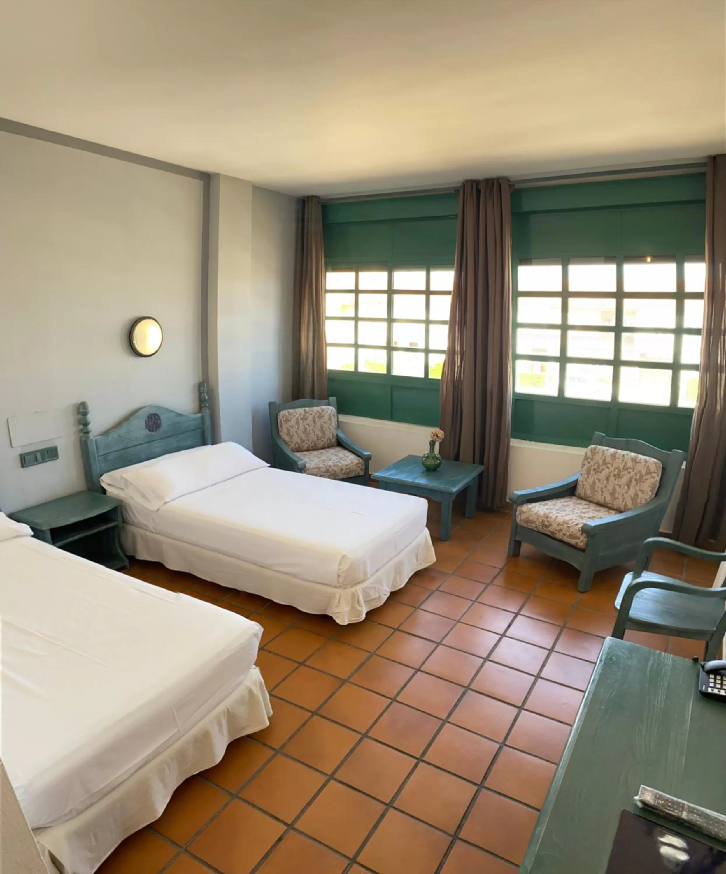 Photo of the whole room in Hotel Almagro