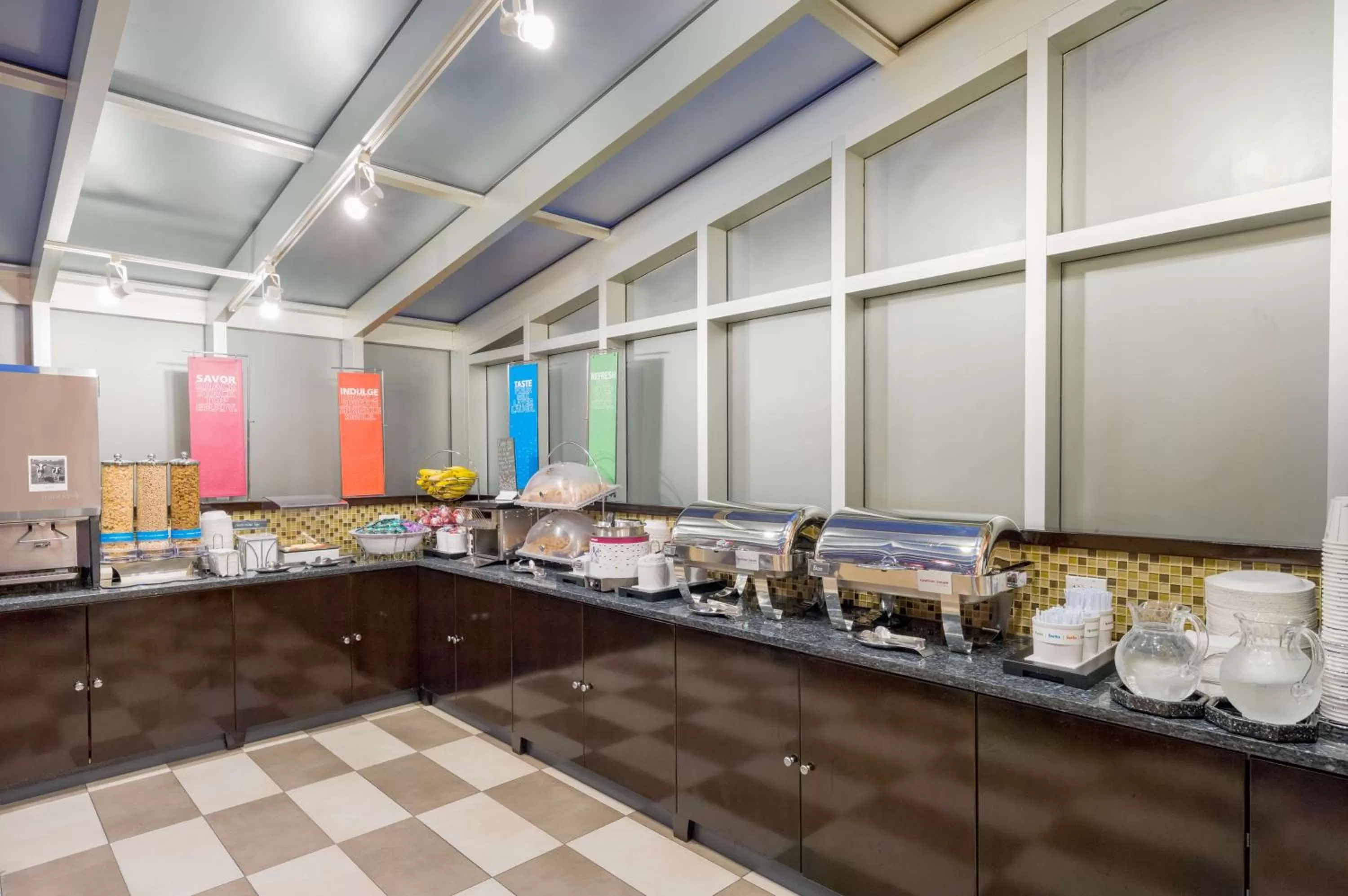 Breakfast in Hampton Inn Manhattan - Times Square South