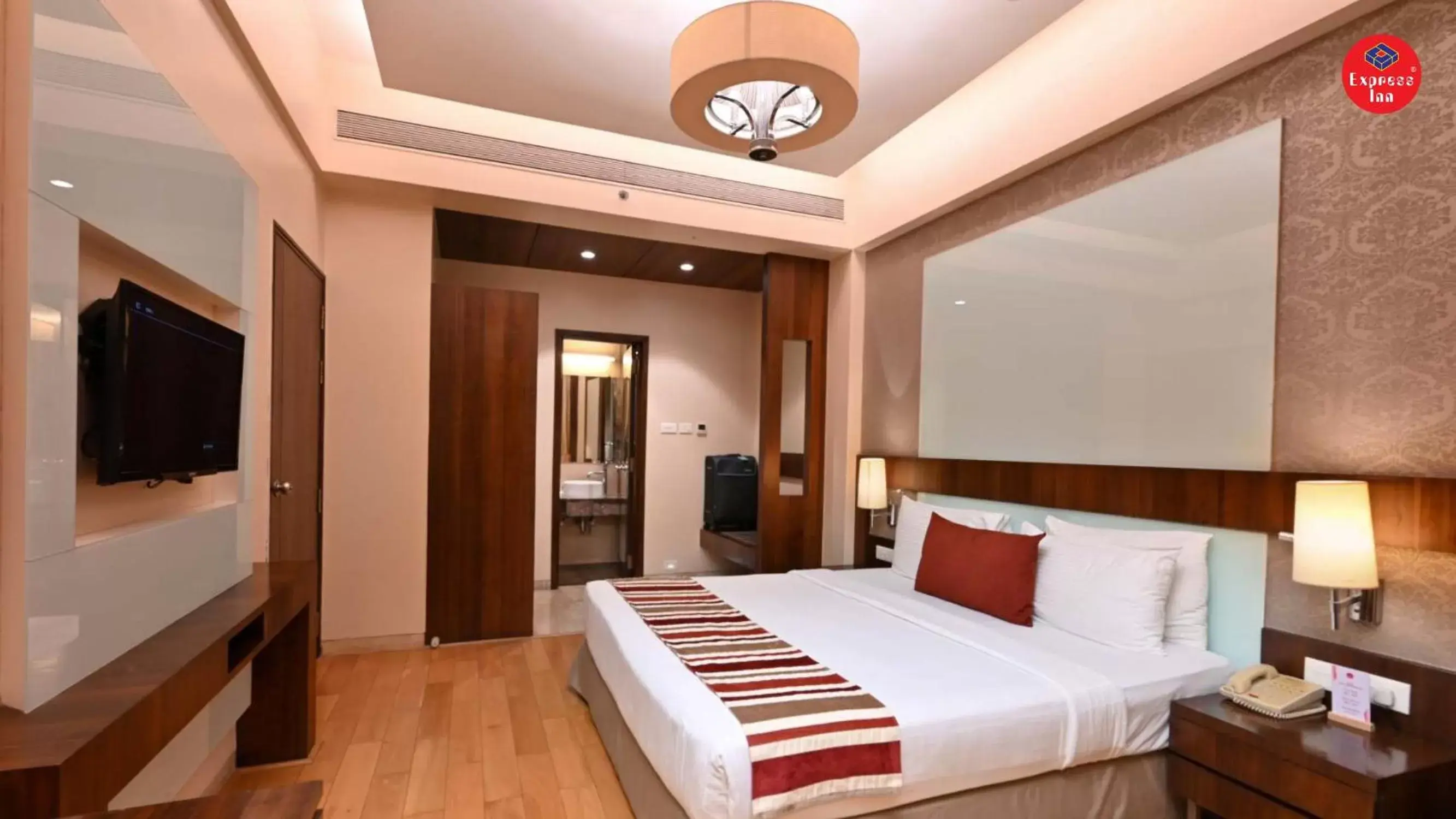 Apartment - single occupancy in Express Inn The Business Luxury Hotel Apartment - single occupancy in Express Inn The Business Luxury Hotel