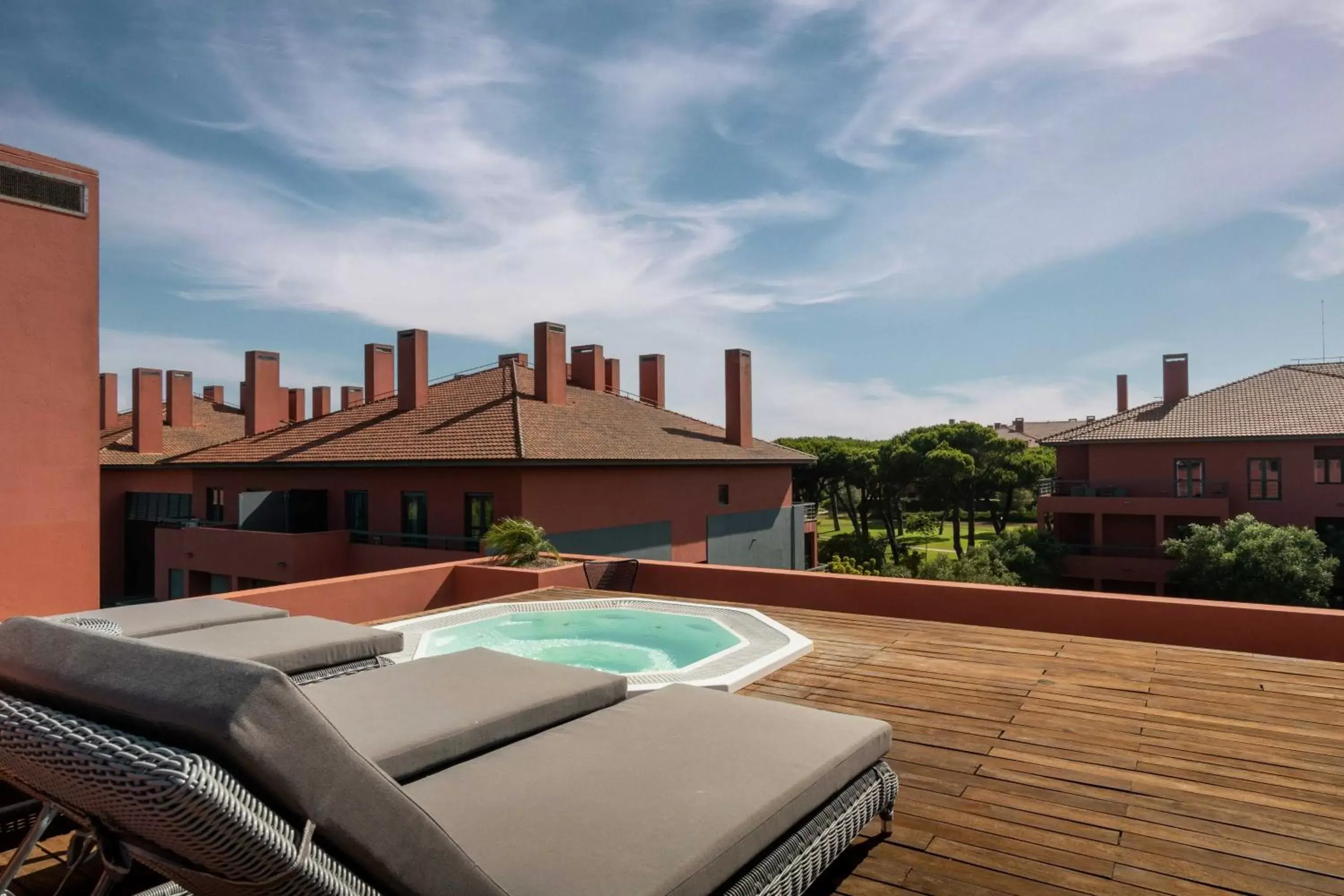 Photo of the whole room, Swimming Pool in Sheraton Cascais Resort - Hotel & Residences