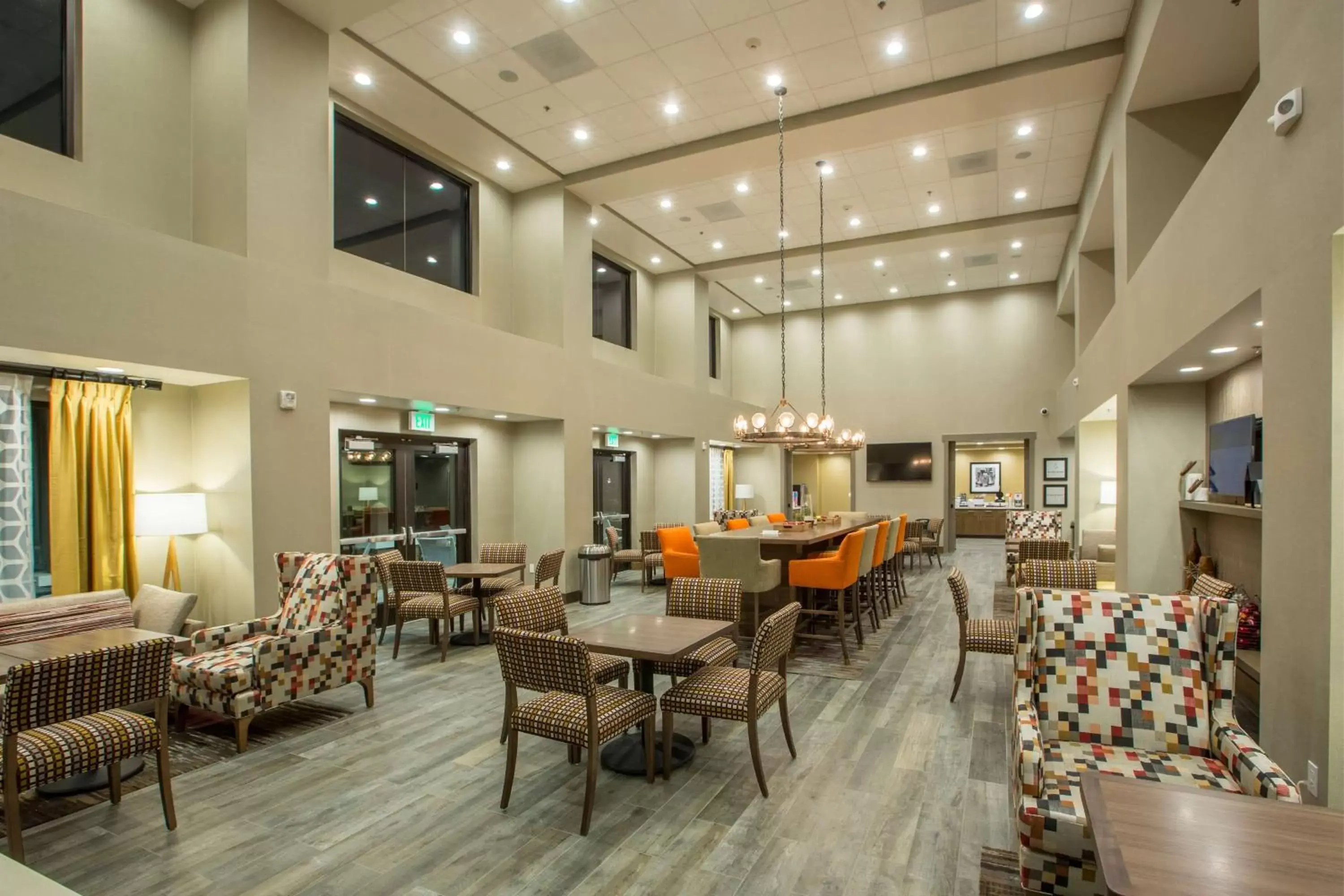 Lobby or reception, Lounge/Bar in Hampton Inn & Suites Buellton/Santa Ynez Valley, Ca