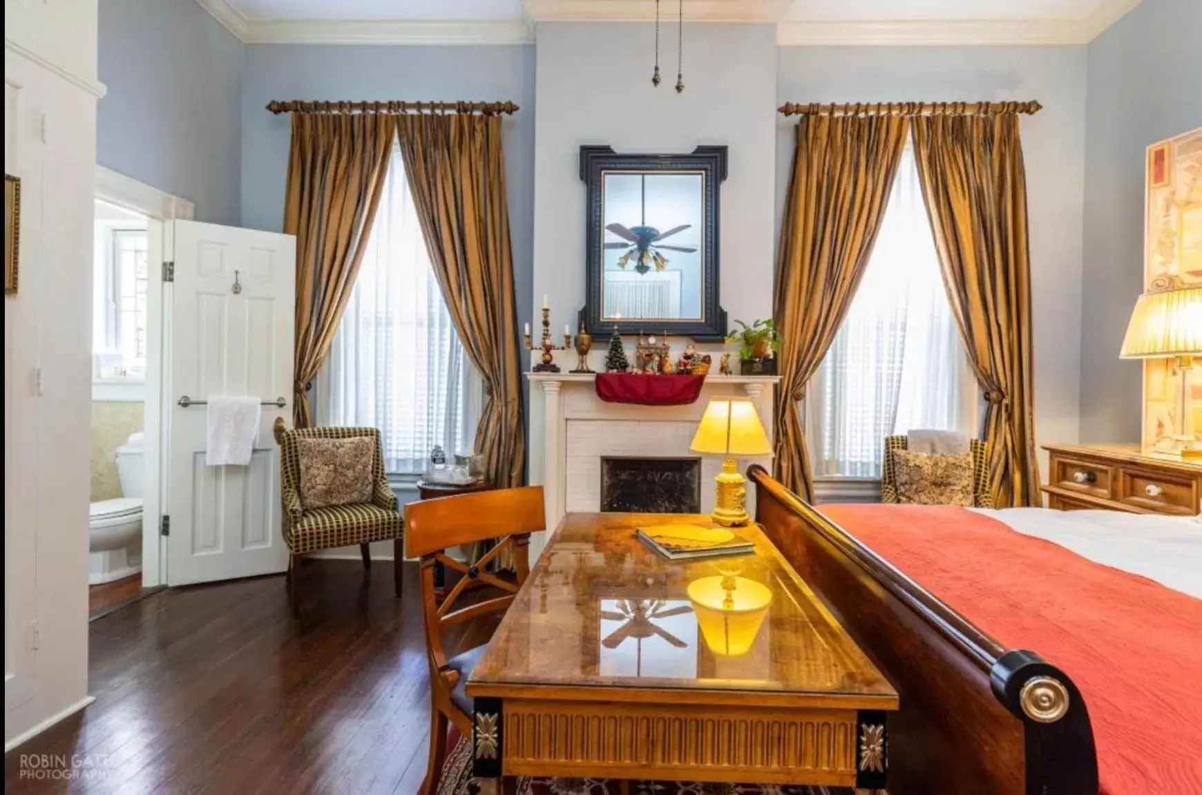 Property building, Seating Area in Burke Mansion