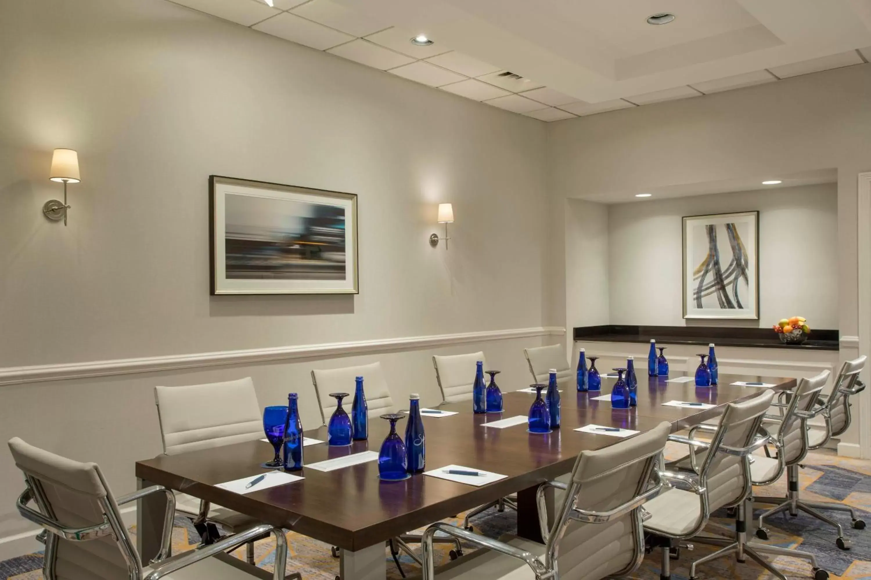 Meeting/conference room, Restaurant/Places to Eat in Sheraton Mahwah