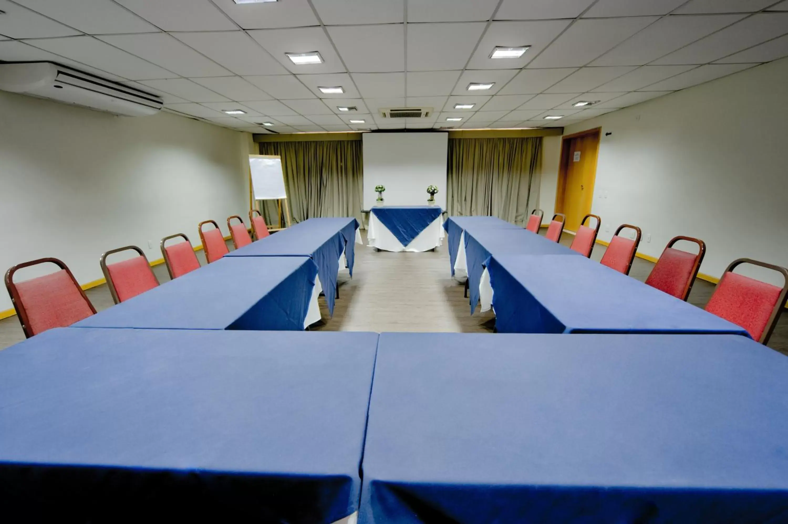 Meeting/conference room in Nacional Inn Sorocaba