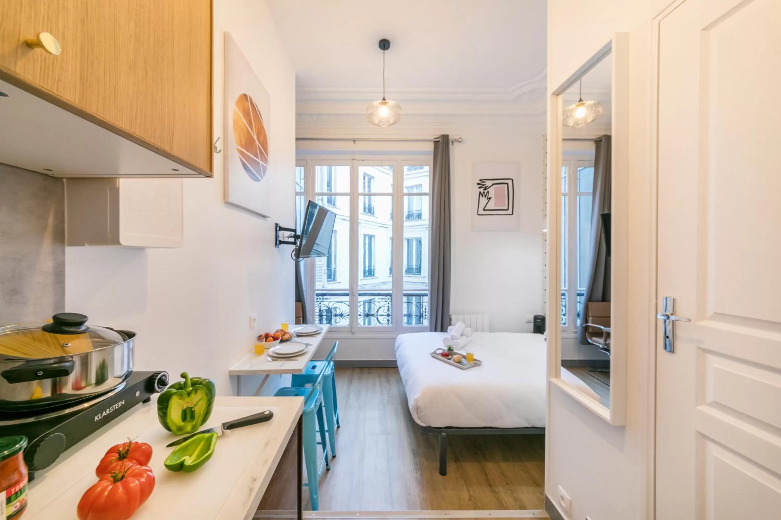 Photo of the whole room, Bed in WS Haussmann - La Fayette