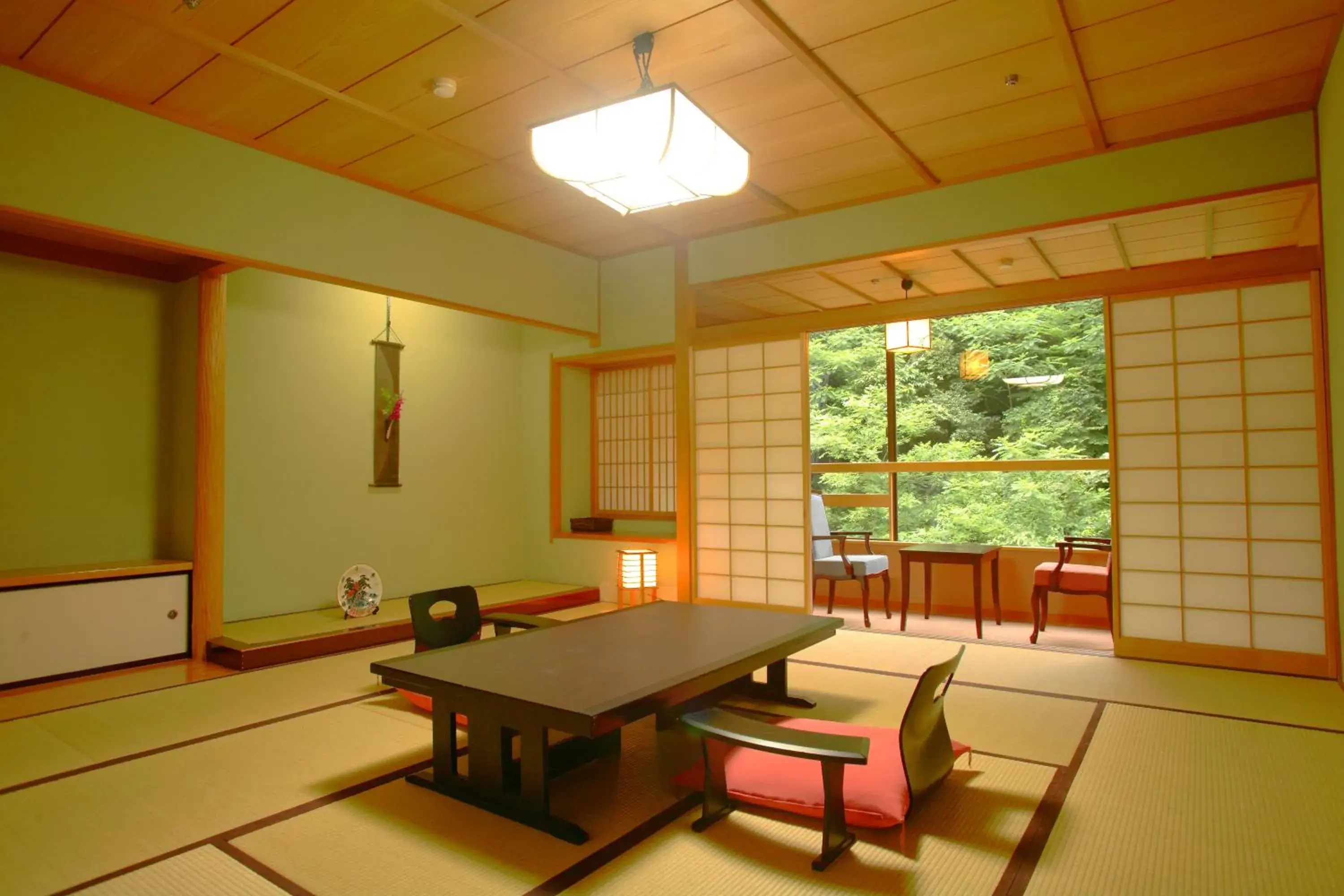 Photo of the whole room, Dining Area in Ohanami Kyubei