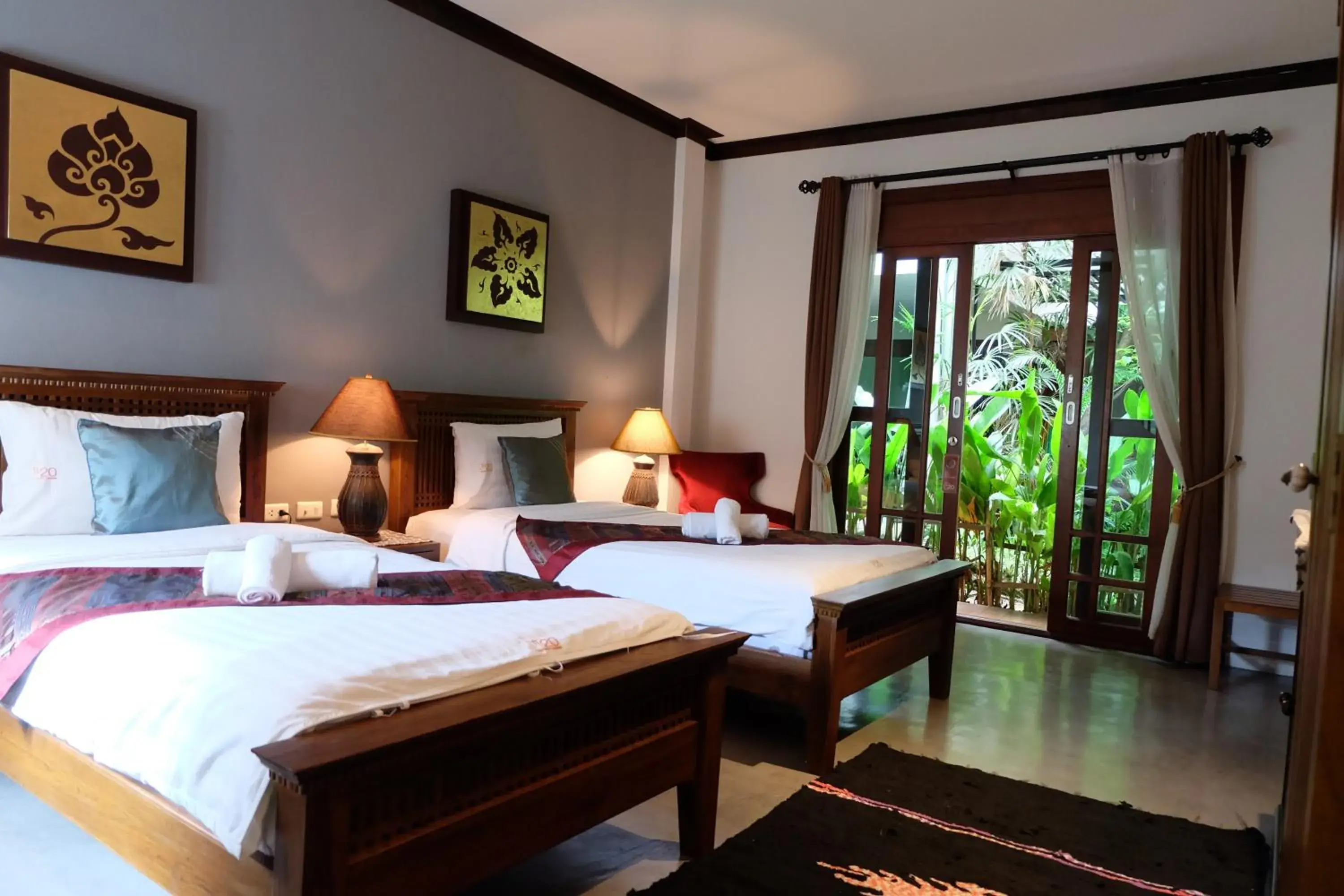 Photo of the whole room, Bed in The Twenty Lodge- SHA Extra Plus