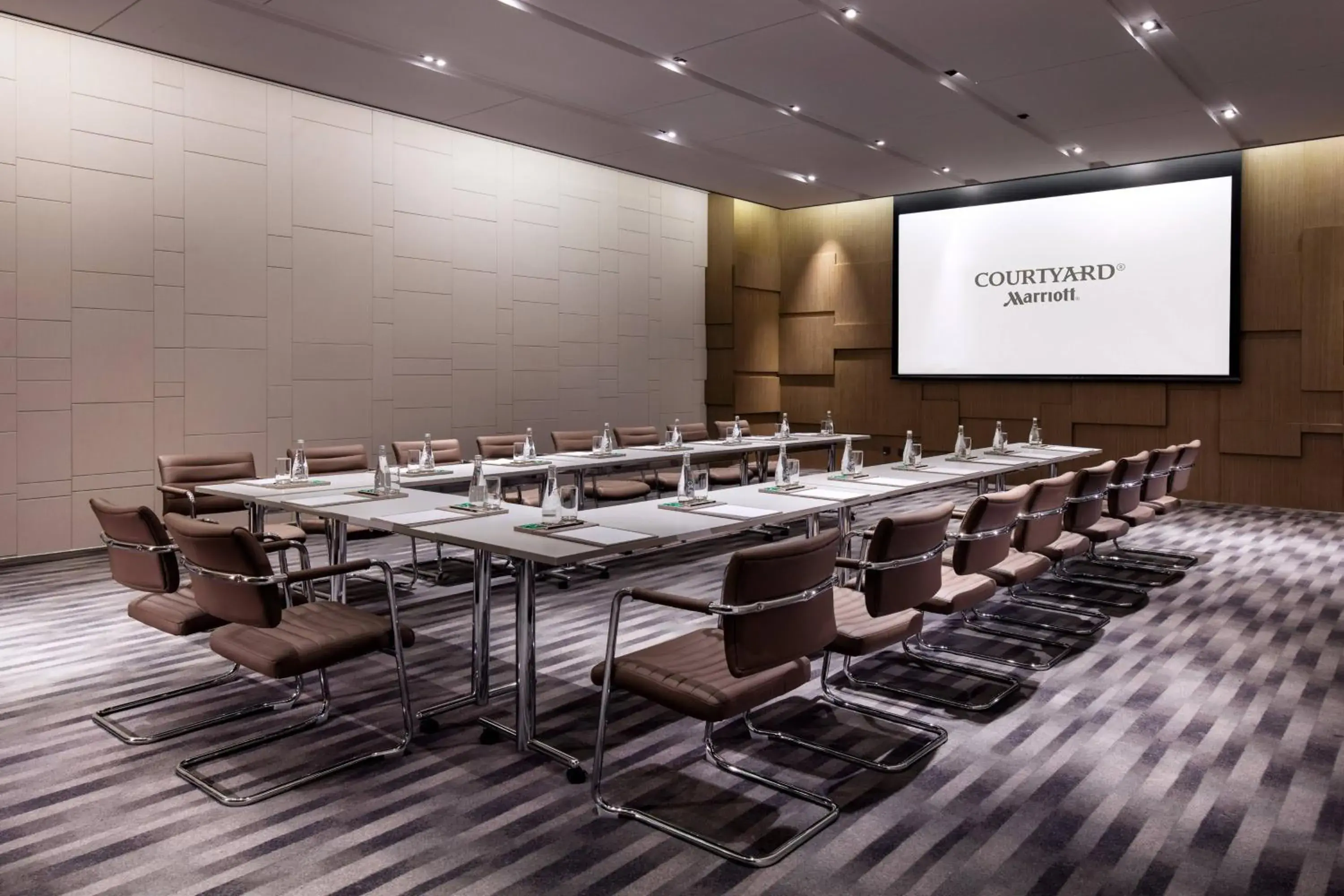 Meeting/conference room in Courtyard by Marriott Changsha South