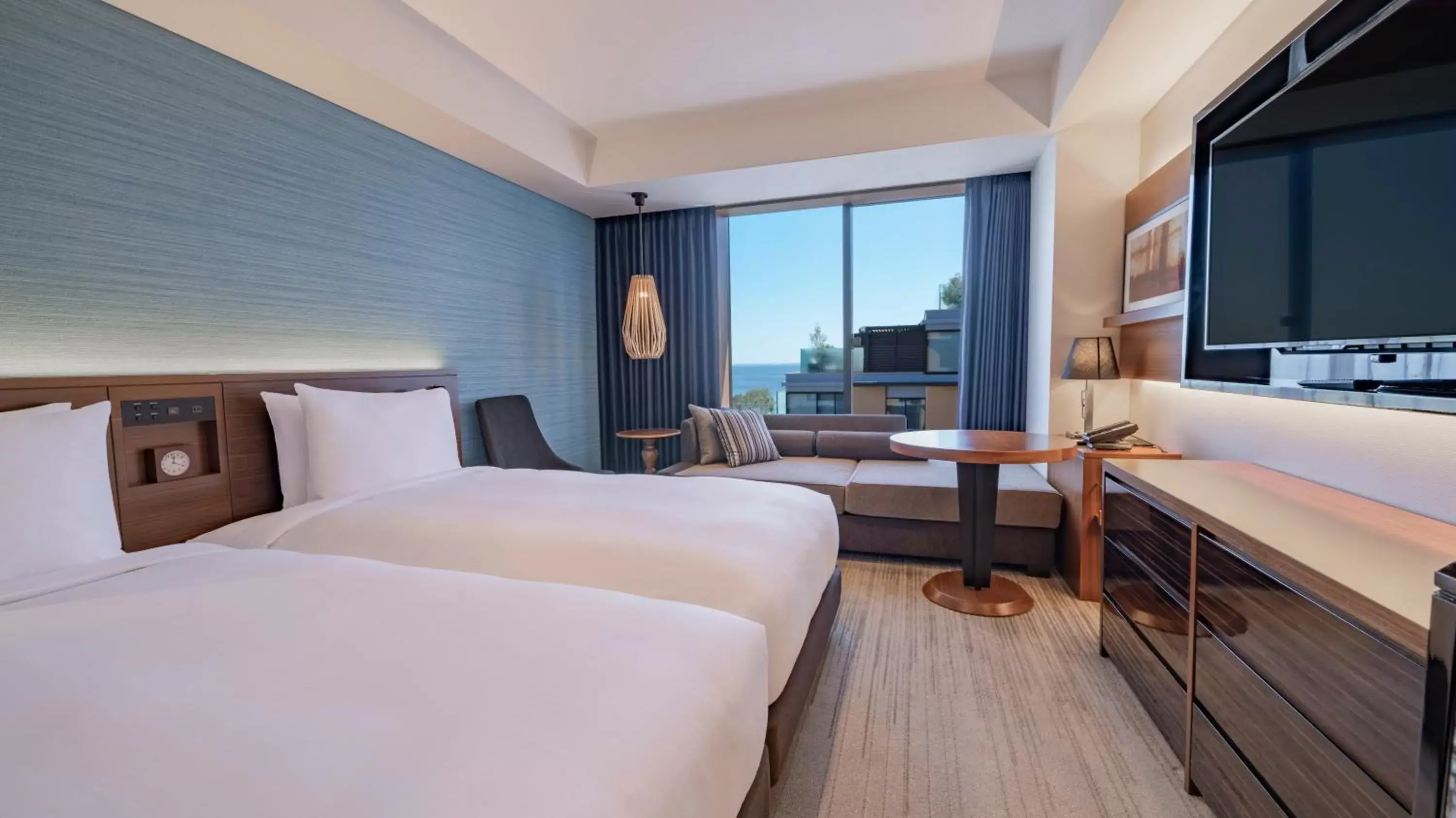 View (from property/room), Bed in Hyatt Regency Tokyo Bay View (from property/room), Bed in Hyatt Regency Tokyo Bay