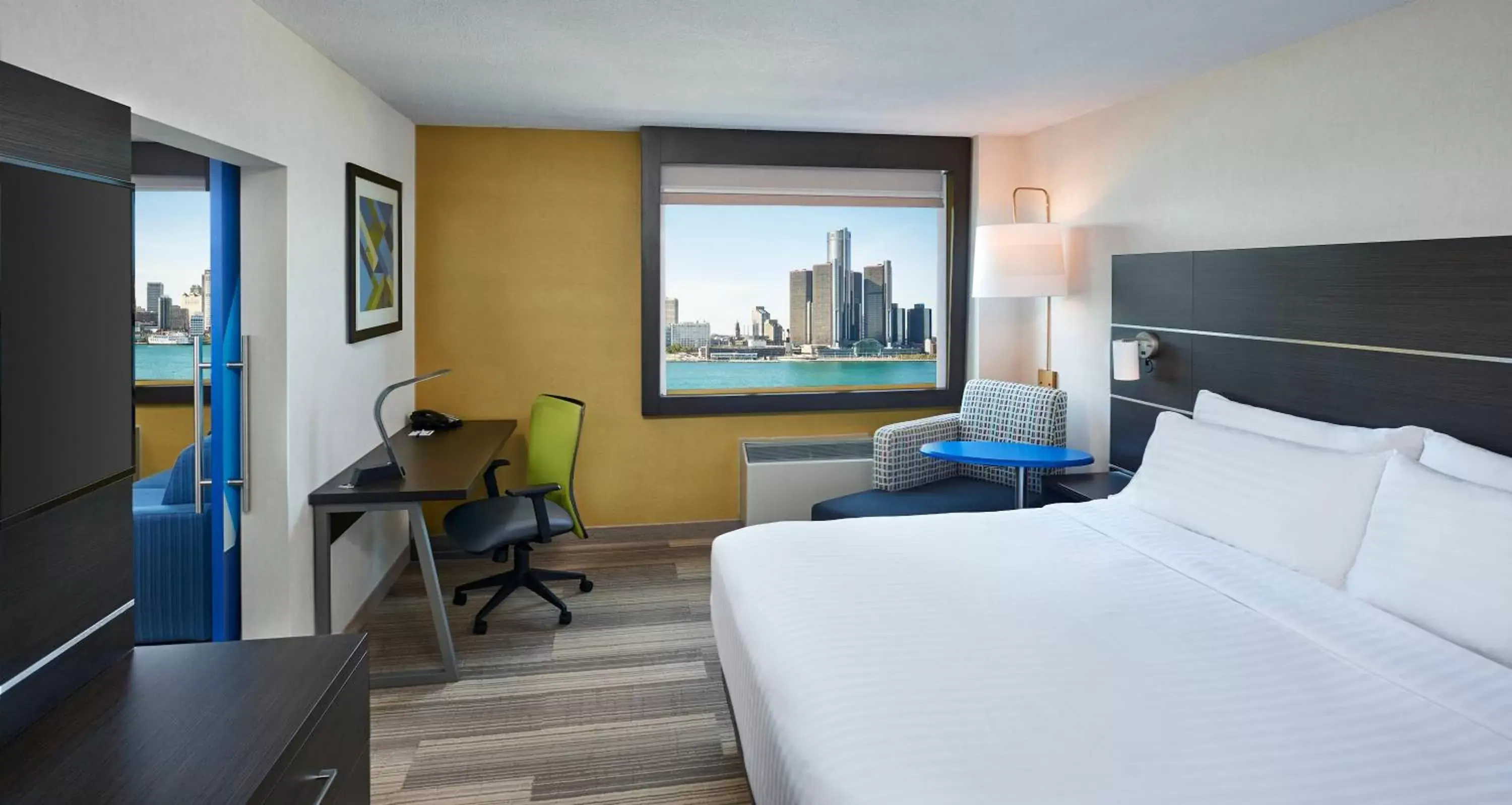 Photo of the whole room in Holiday Inn Express Windsor Waterfront, an IHG Hotel