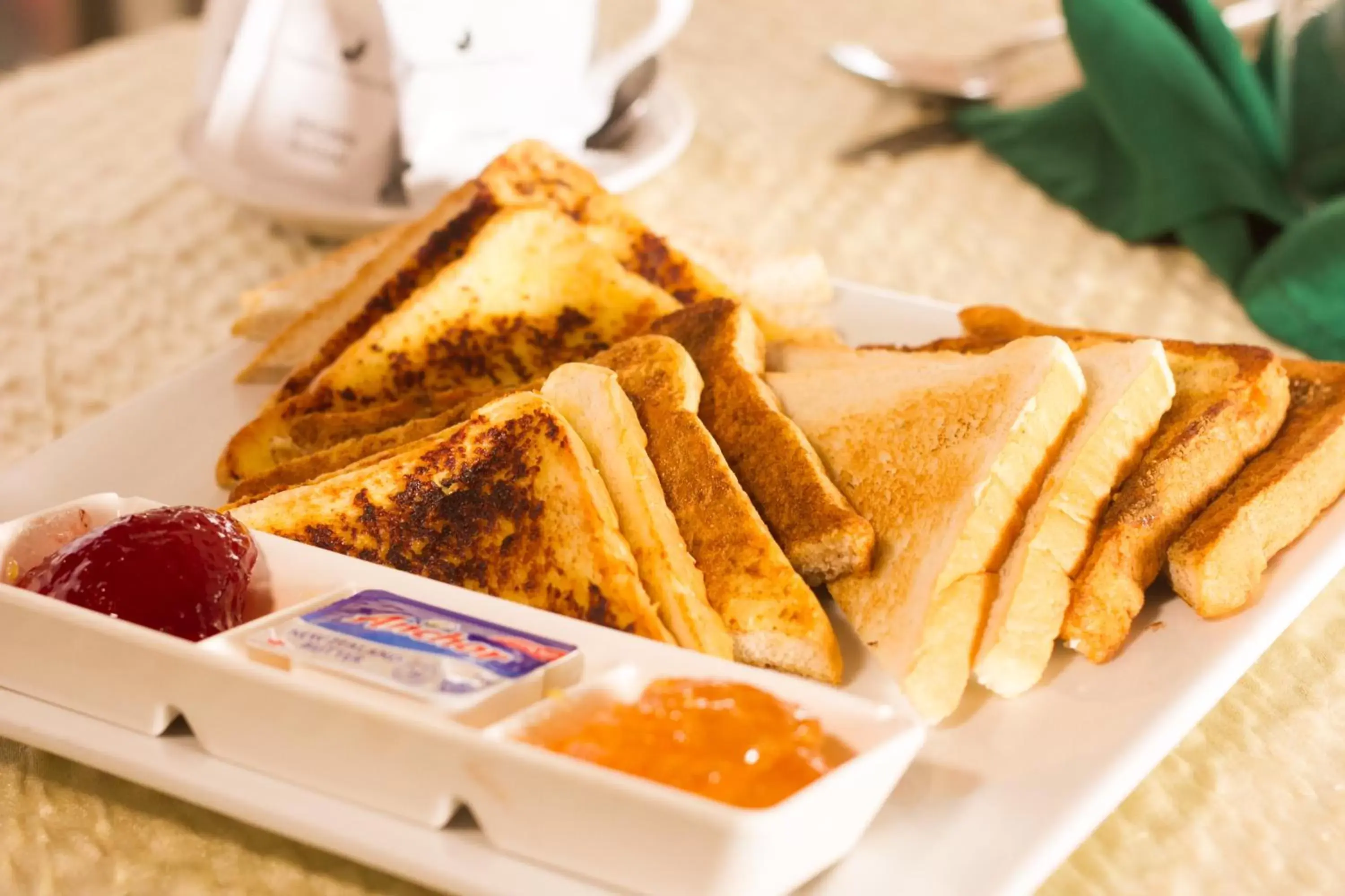 American breakfast in Tagaytay Country Hotel American breakfast in Tagaytay Country Hotel