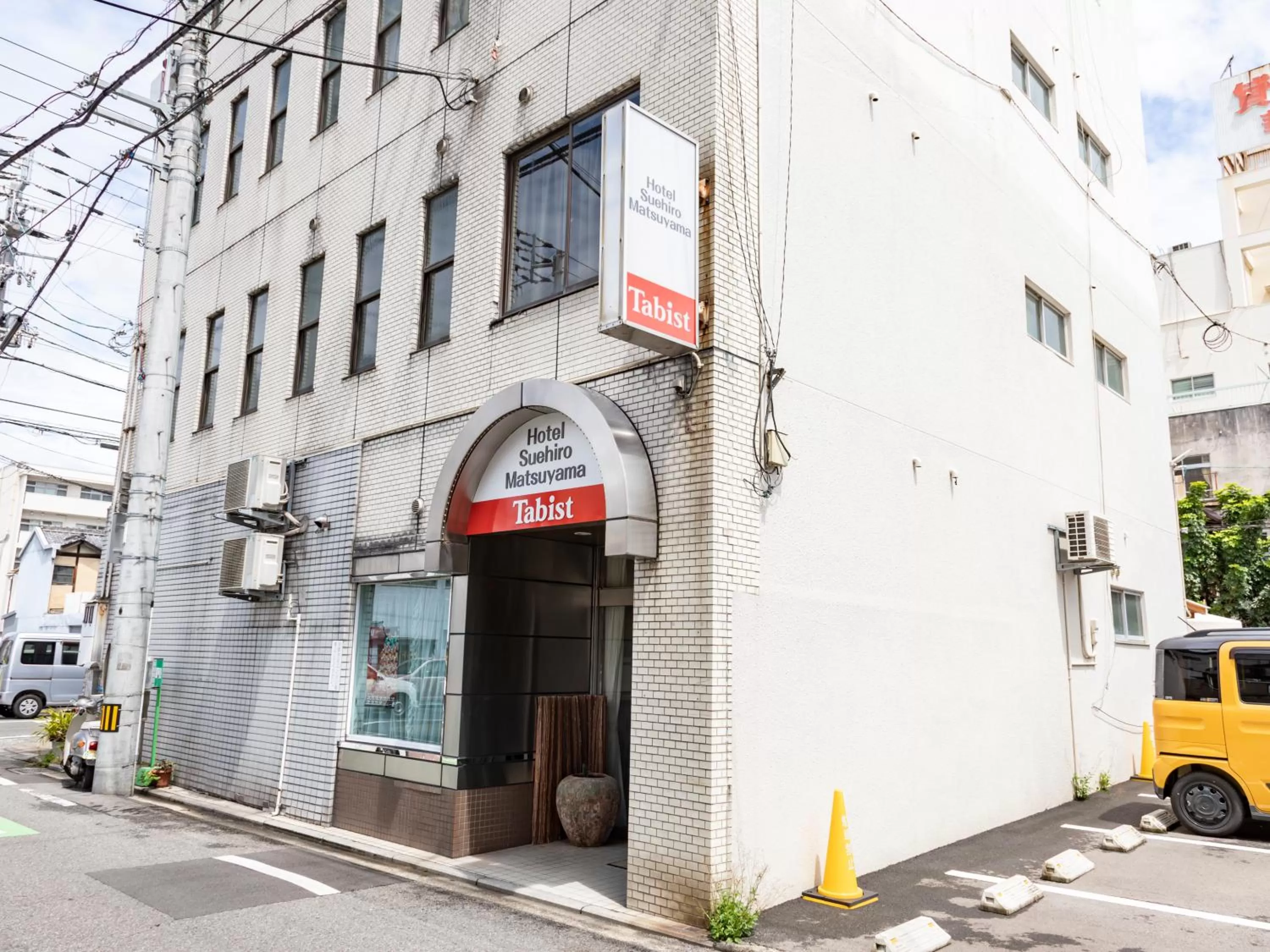 Facade/entrance in Tabist Business Hotel Suehiro Matsuyama