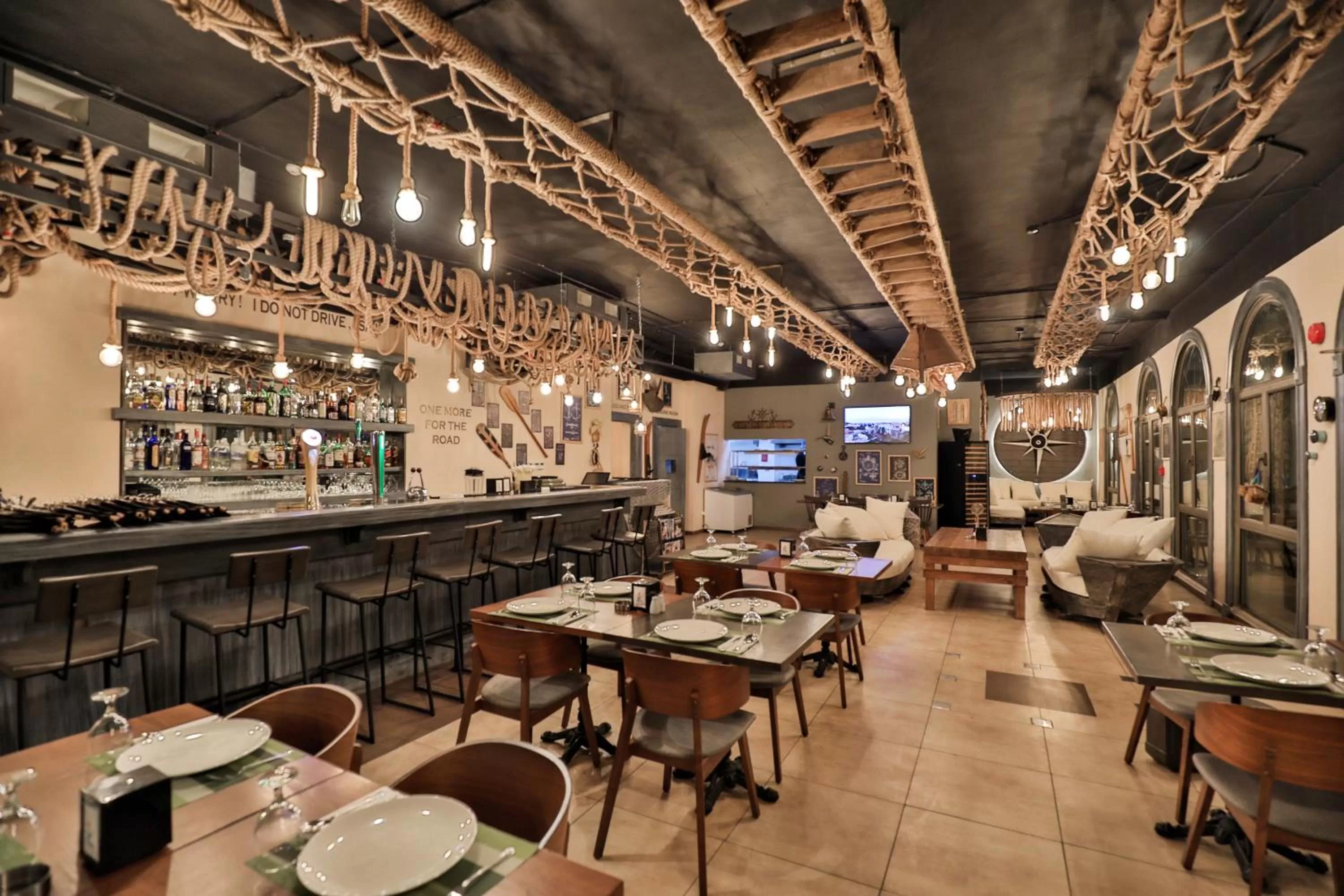 Restaurant/places to eat in Tala Bay Residence - Families Only