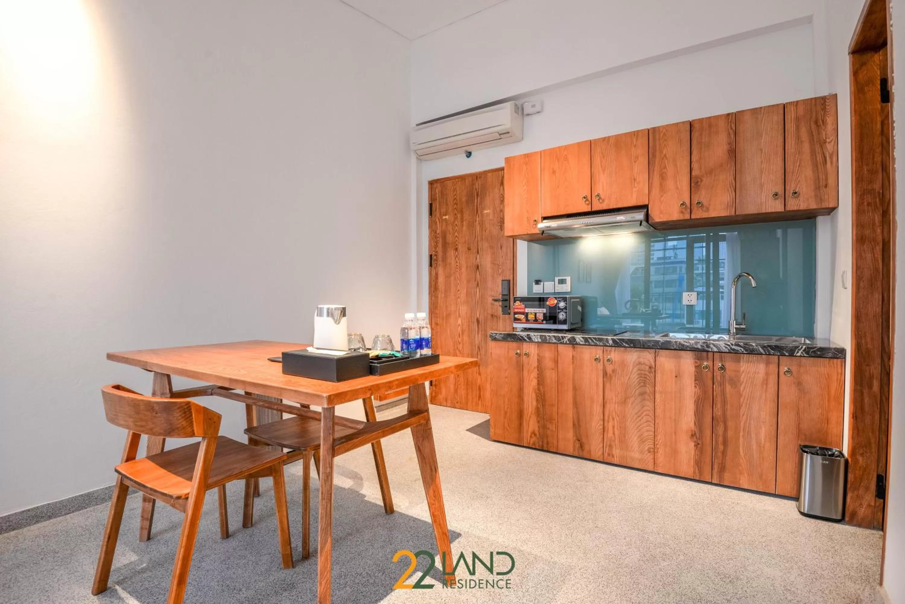 Coffee/tea facilities in 22Land Hotel & Residence