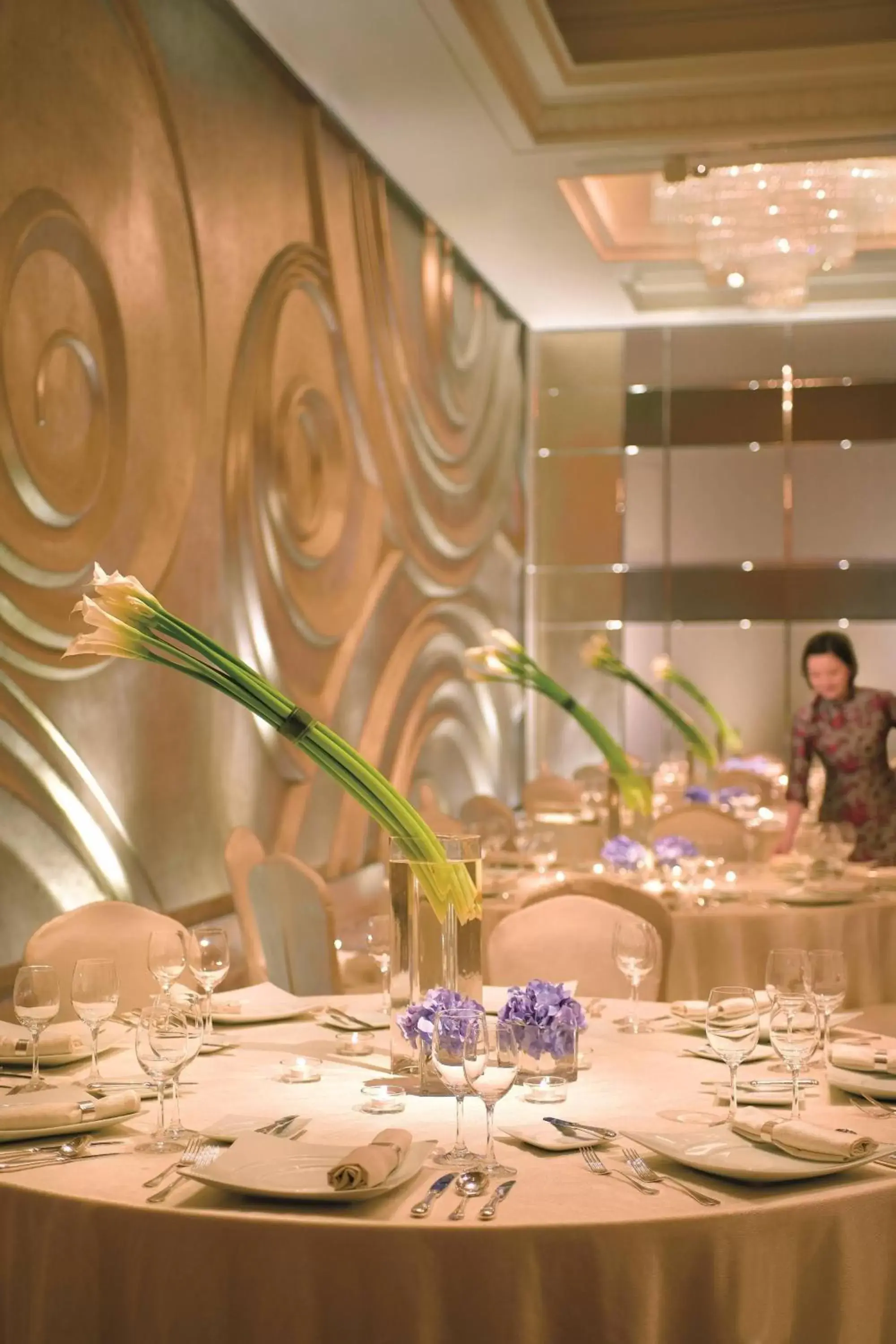 Meeting/conference room, Restaurant/Places to Eat in The Portman Ritz-Carlton Shanghai
