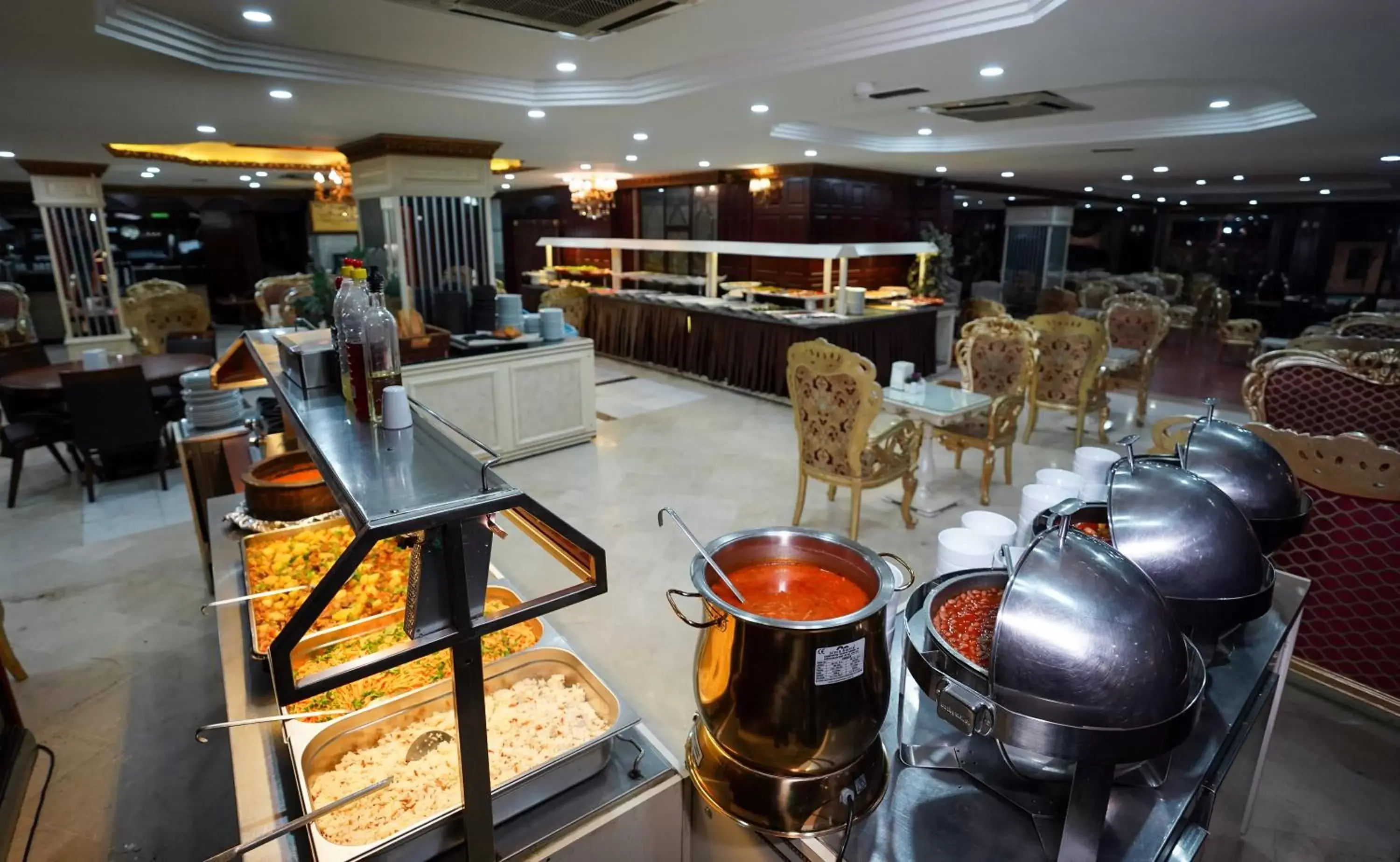 Food and drinks in Hotel Buyuk Hamit