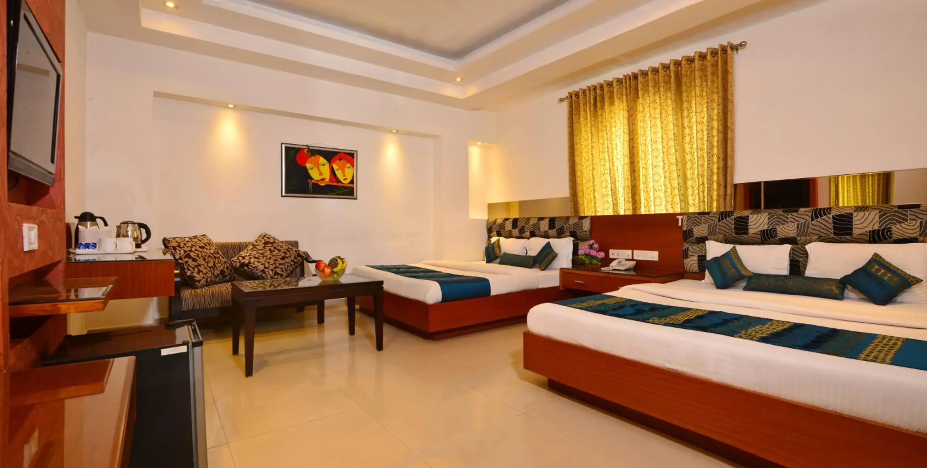 Seating area in Hotel Krishna Deluxe-By RCG Hotels