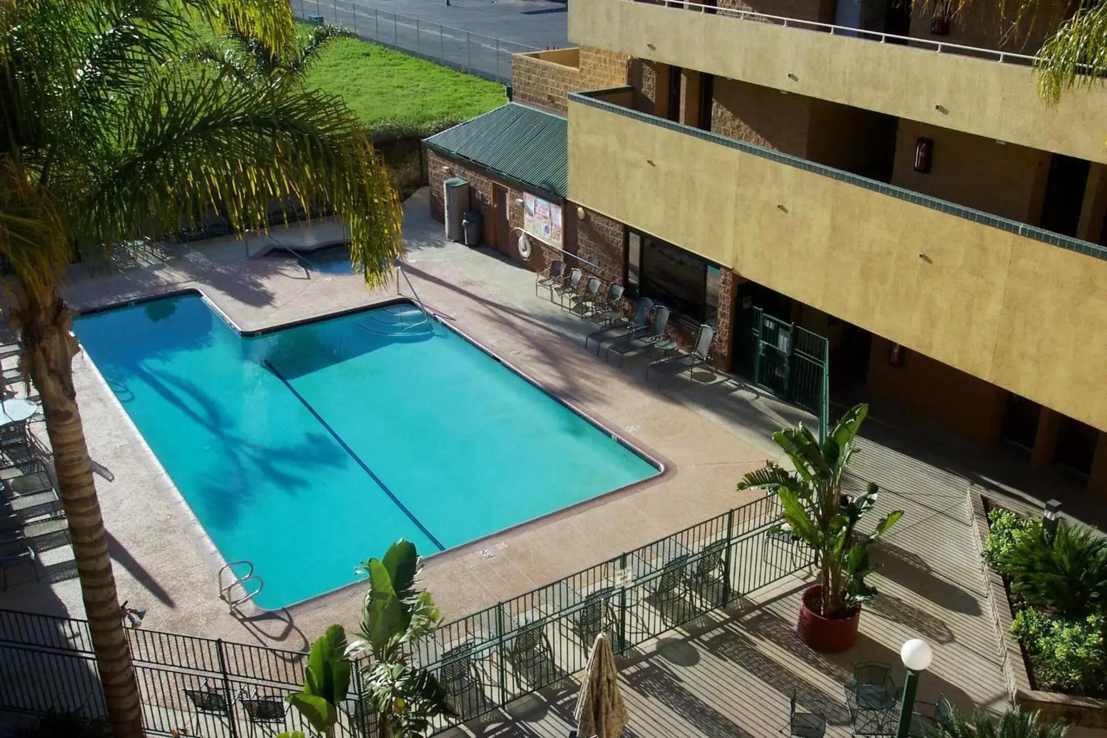 Swimming pool, Pool View in Radisson Hotel Santa Maria